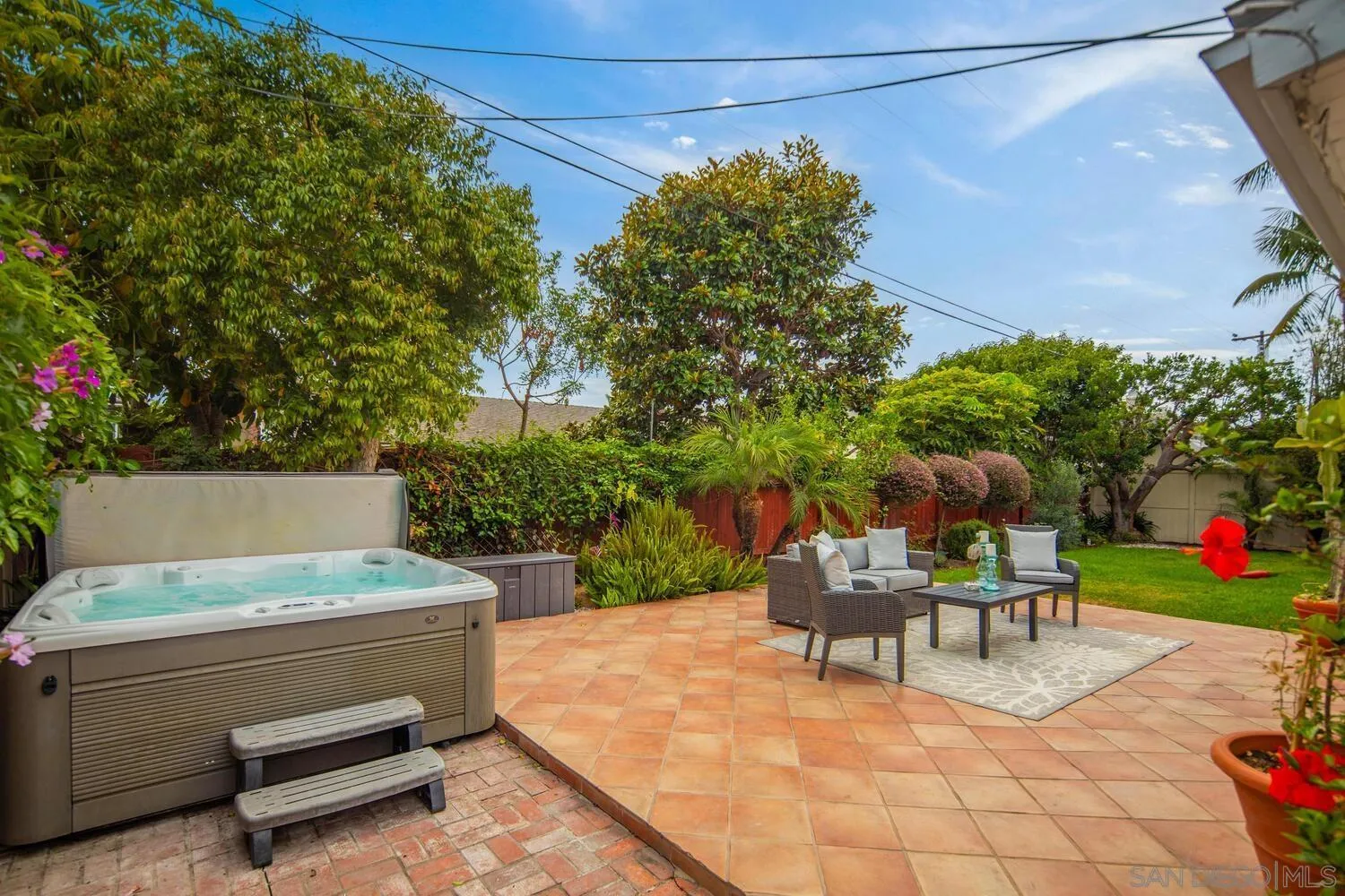 https://cdn.realtyfeed.com/cdn/127/250034886/b02ae950942daf2f8506f5cd7d5dfa62.webp