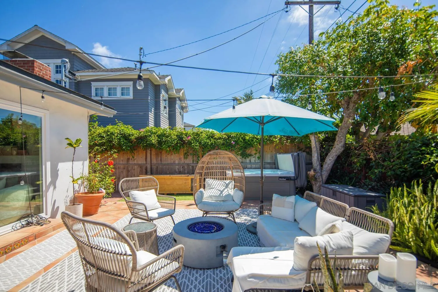 https://cdn.realtyfeed.com/cdn/127/250034886/b183ded525f5dfda87b1e4dc1503ee54.webp
