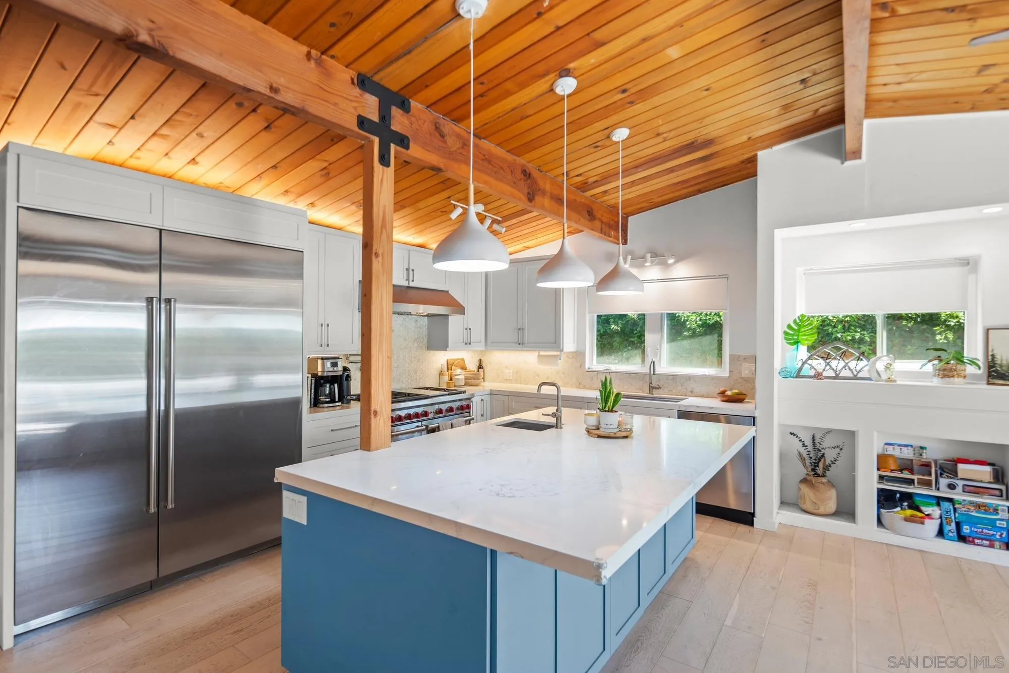 https://cdn.realtyfeed.com/cdn/127/250034886/b9de18a85a8035542aca11222d862e78.webp