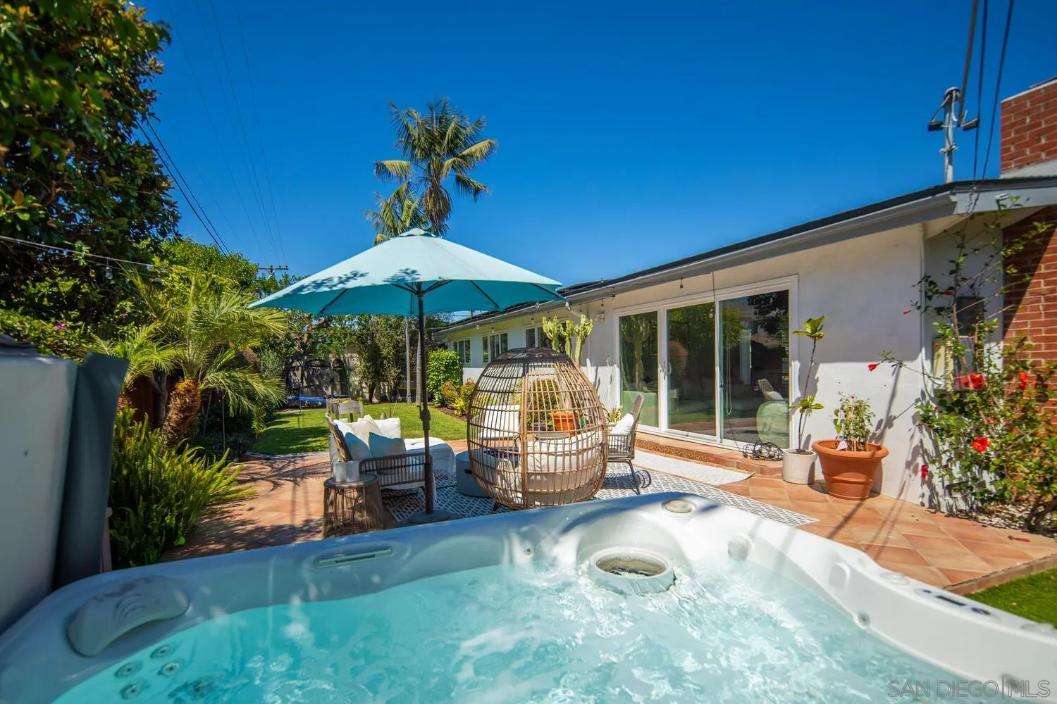 https://cdn.realtyfeed.com/cdn/127/250034886/e323312195b4c2ca3a37563d1f1f84f8.webp