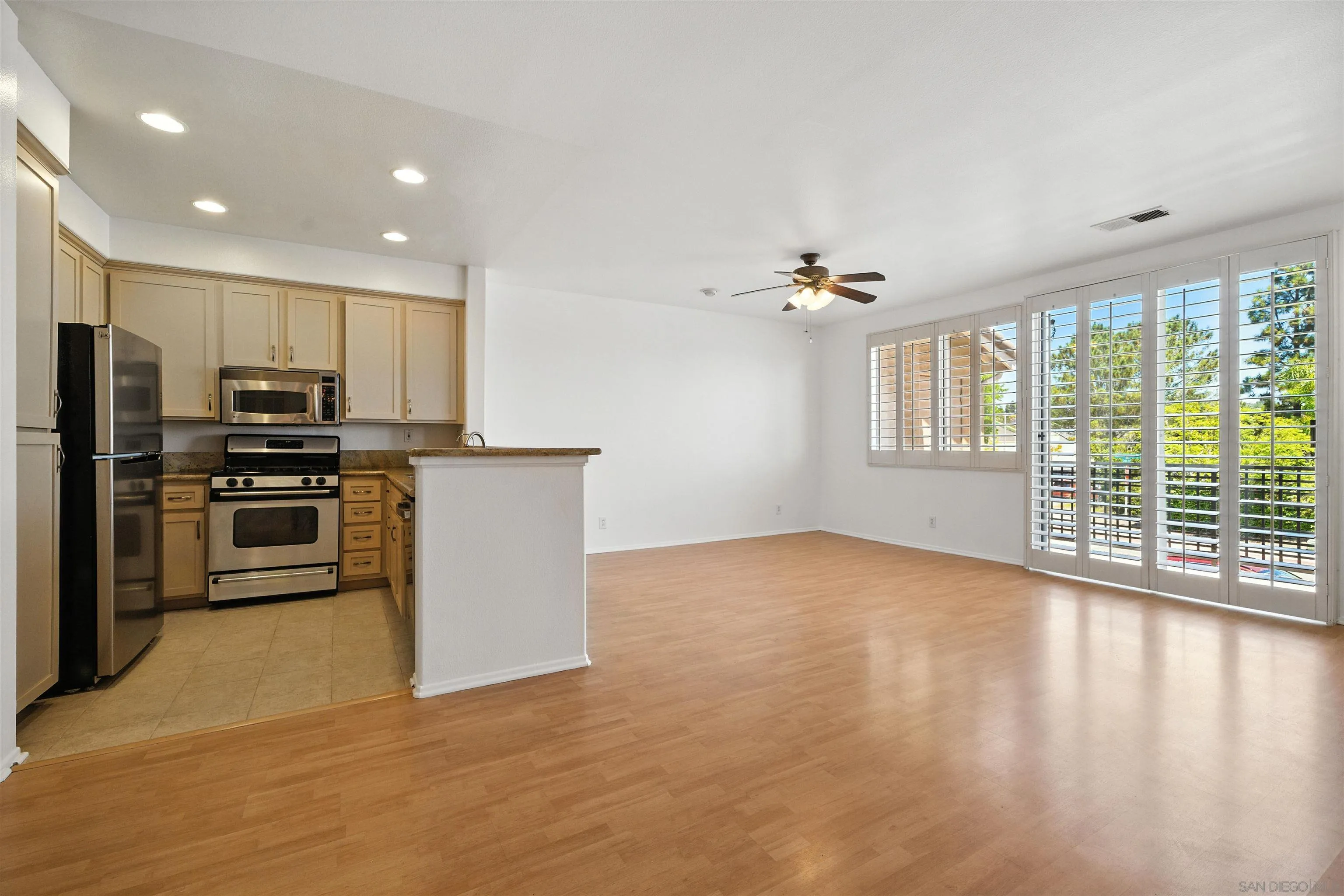 Photo #10: 250034889 Listing: Photo #10