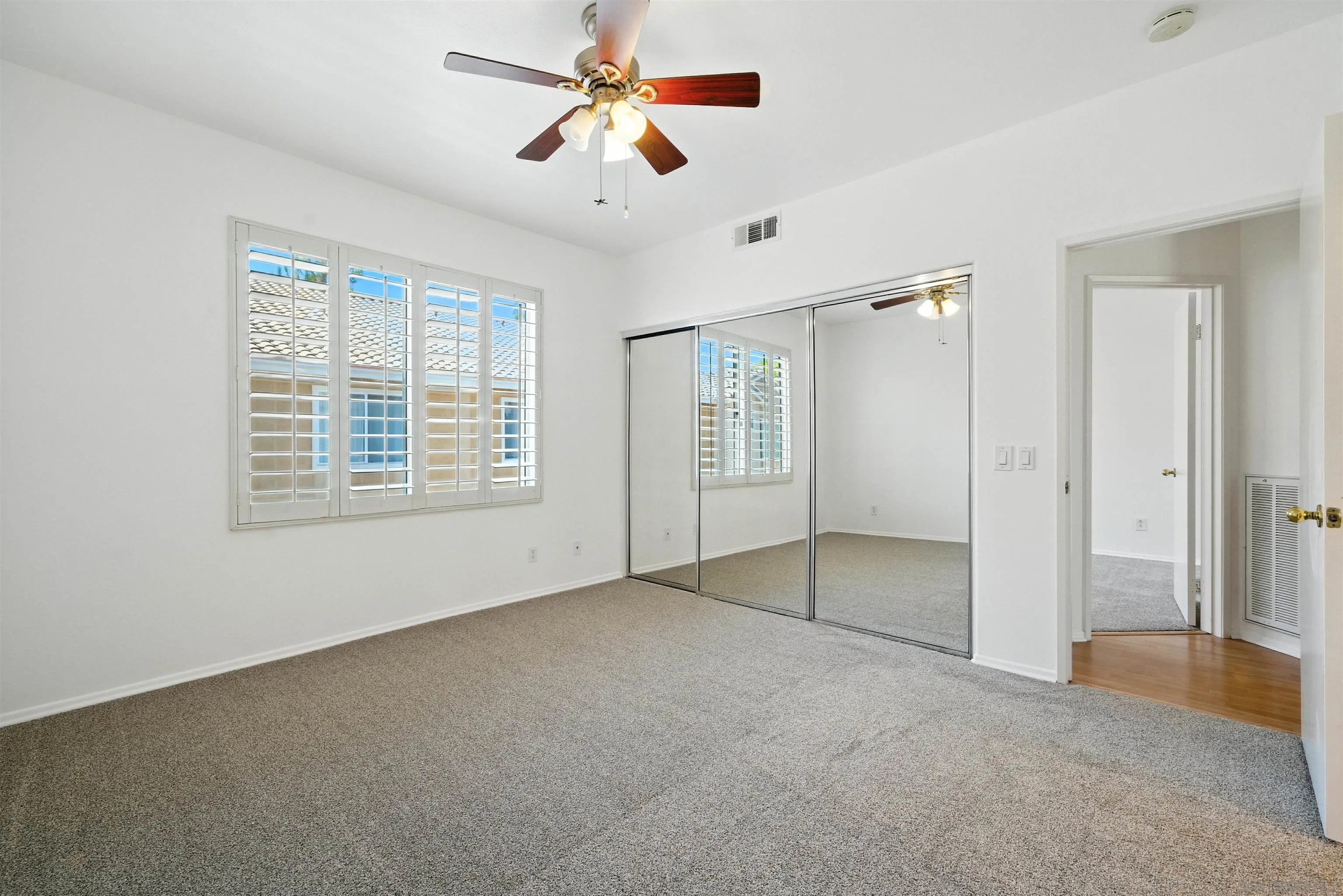 Photo #20: 250034889 Listing: Photo #20