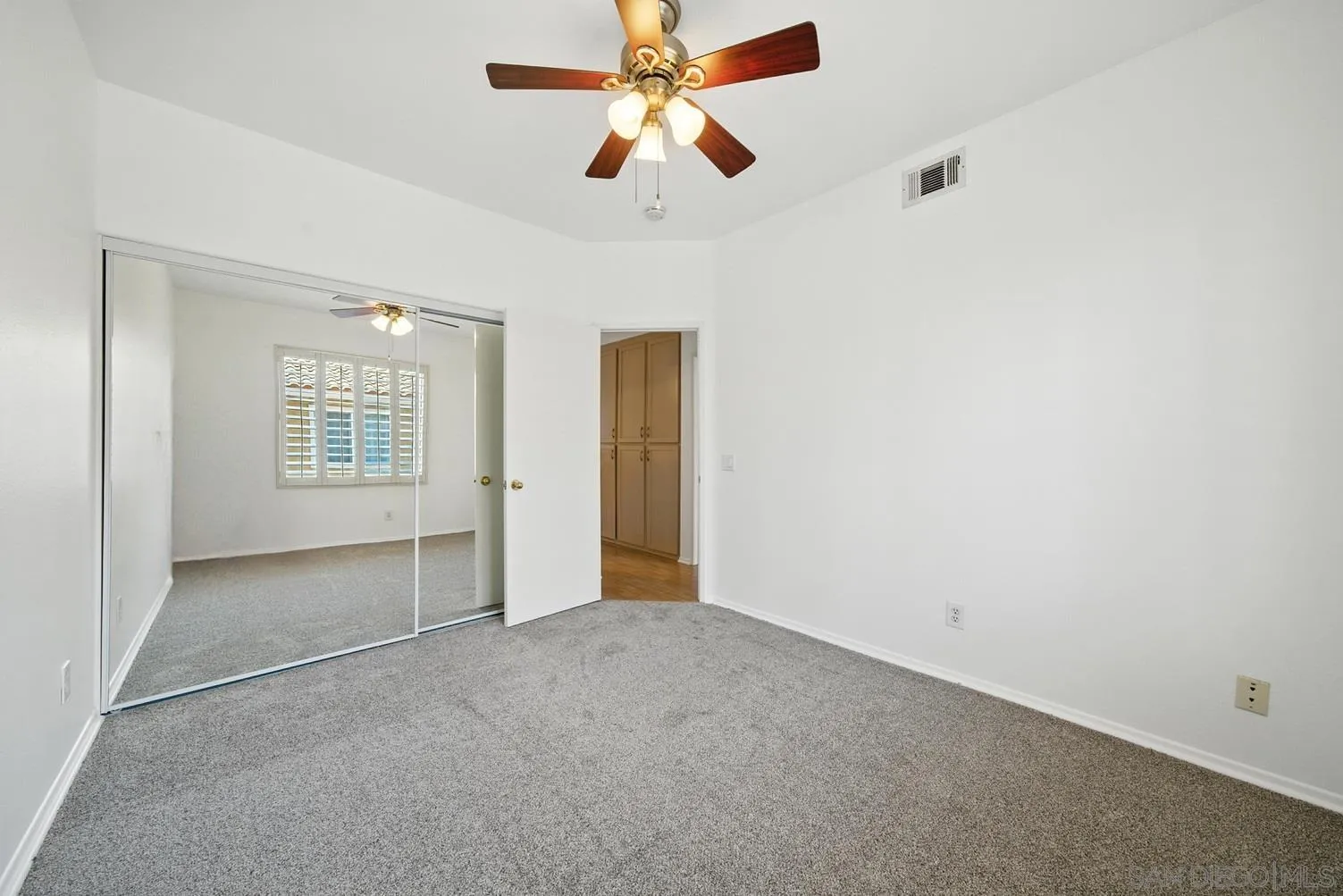 Photo #23: 250034889 Listing: Photo #23