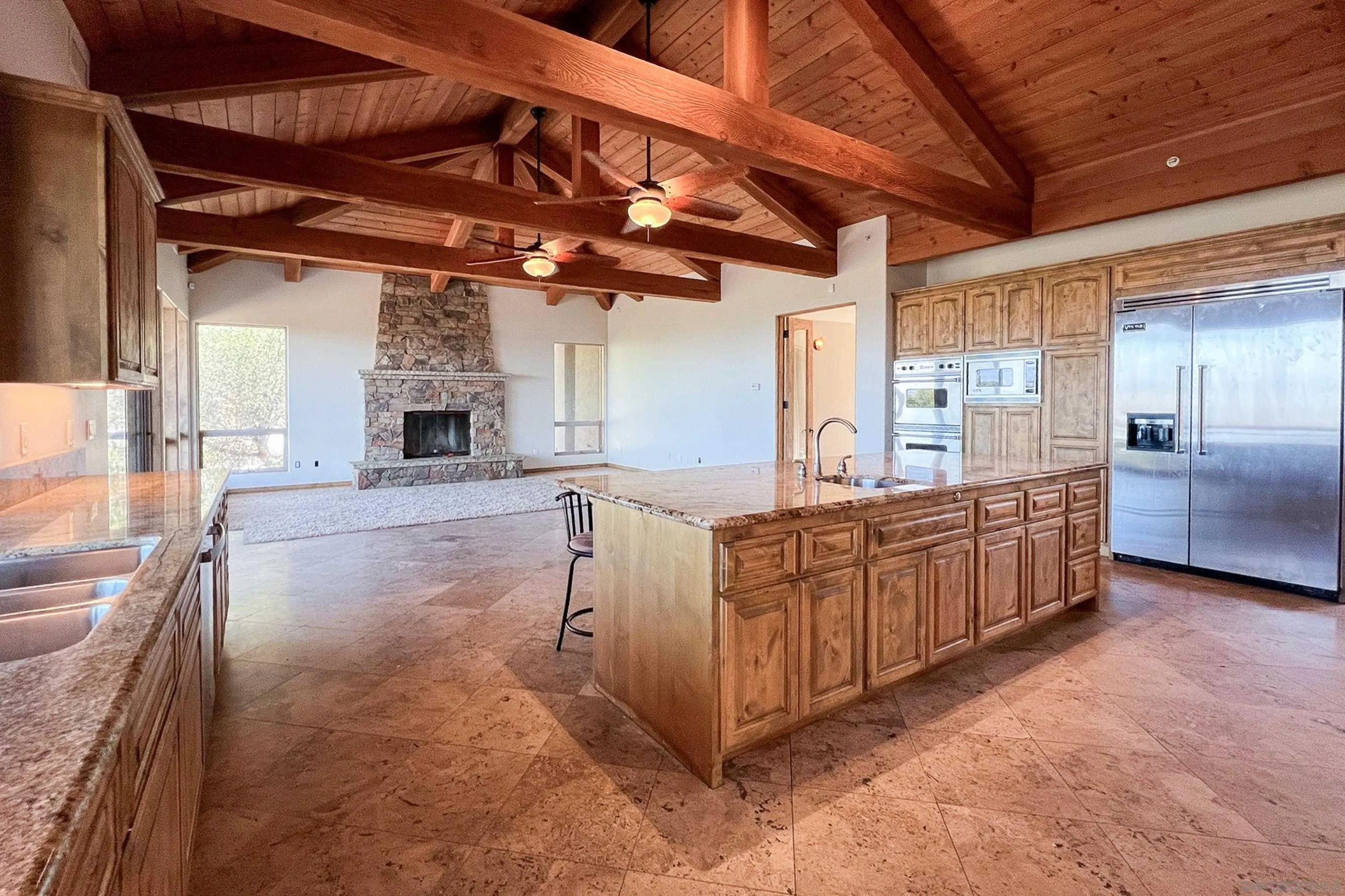 https://cdn.realtyfeed.com/cdn/127/250034890/1fb1d3fae29badbc7ed3f7304de49306.webp