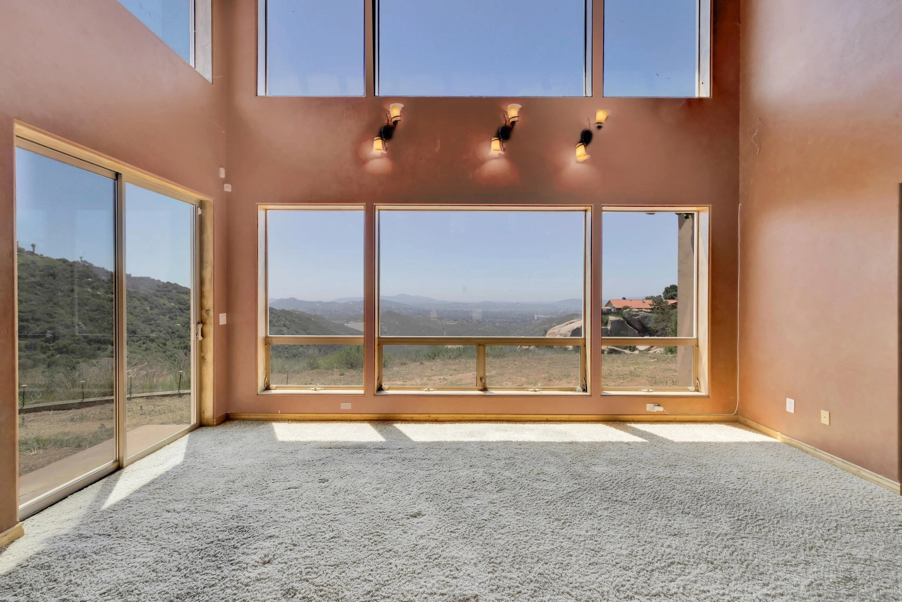 https://cdn.realtyfeed.com/cdn/127/250034890/ae439dac0cda1543ffeafa4e031d2ee4.webp