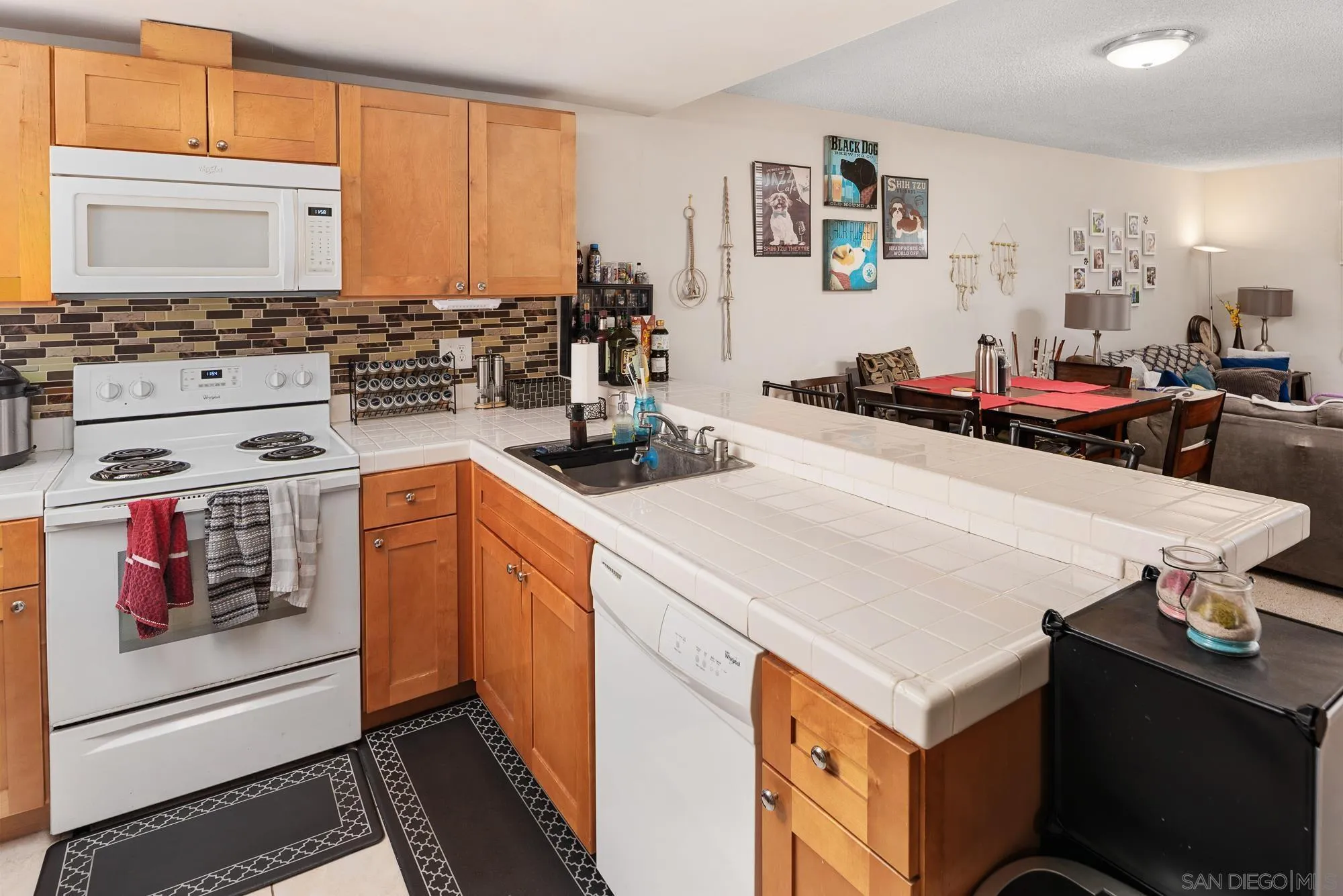 Photo #10: 250034898 Listing: Photo #10