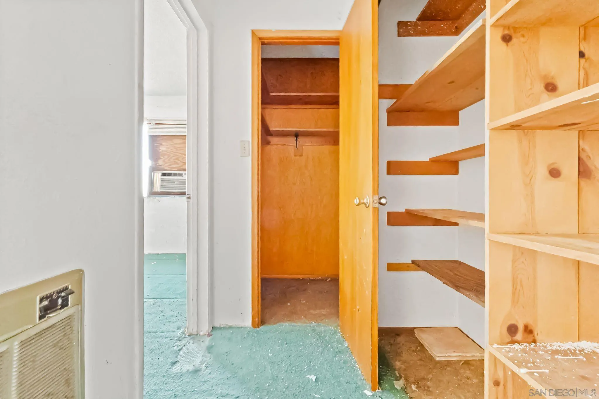 https://cdn.realtyfeed.com/cdn/127/250034899/75a3ce7a411301df2e9e96986b68bf3b.webp