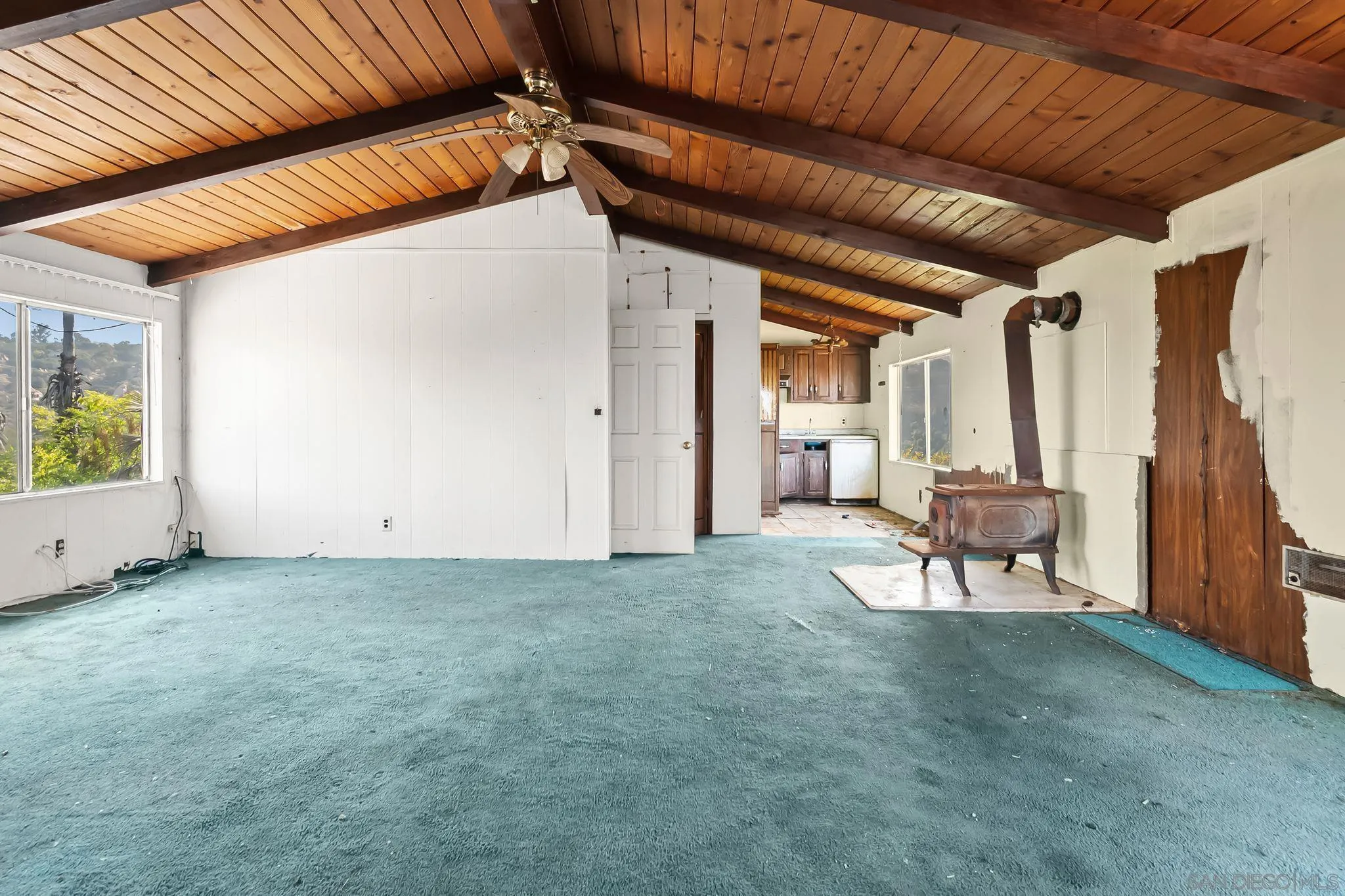 https://cdn.realtyfeed.com/cdn/127/250034899/794996ef915036700ebe4e98cd5252df.webp