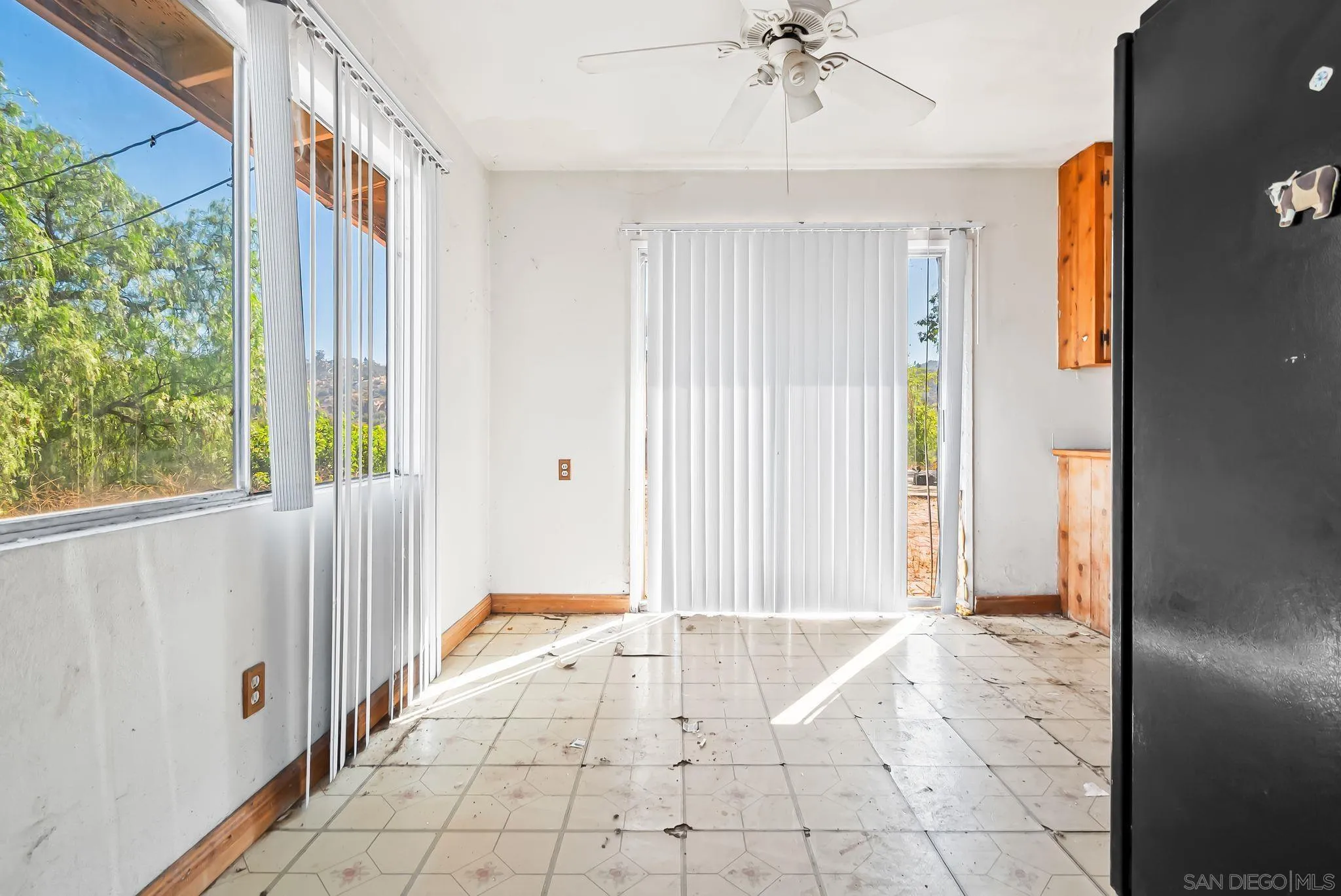 https://cdn.realtyfeed.com/cdn/127/250034899/8b5ee3af9c28ffe046ea6662bdbb9c47.webp