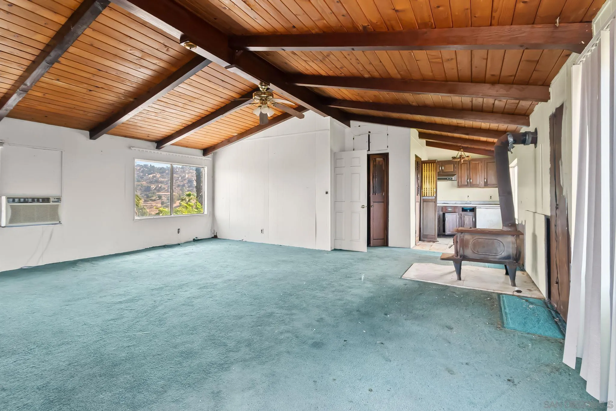 https://cdn.realtyfeed.com/cdn/127/250034899/b5495c5f42cb29c4d8ba7205336f6f46.webp