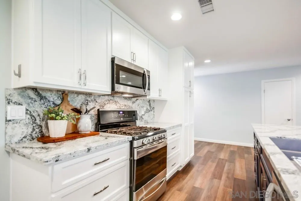 https://cdn.realtyfeed.com/cdn/127/250034905/2b2d1ead21b1349b823c9f3753fb62df.webp