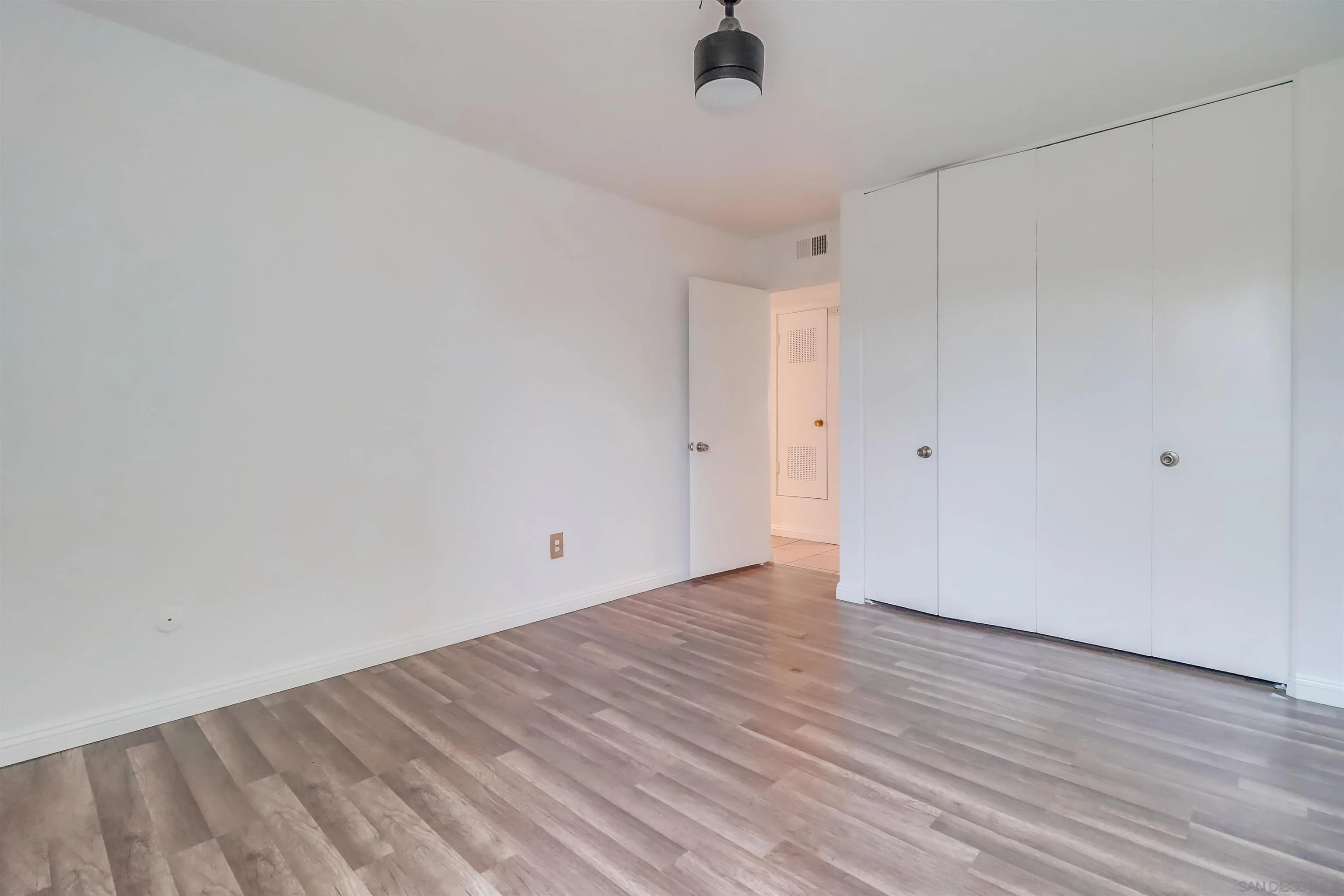 Photo #13: 250034916 Listing: Photo #13