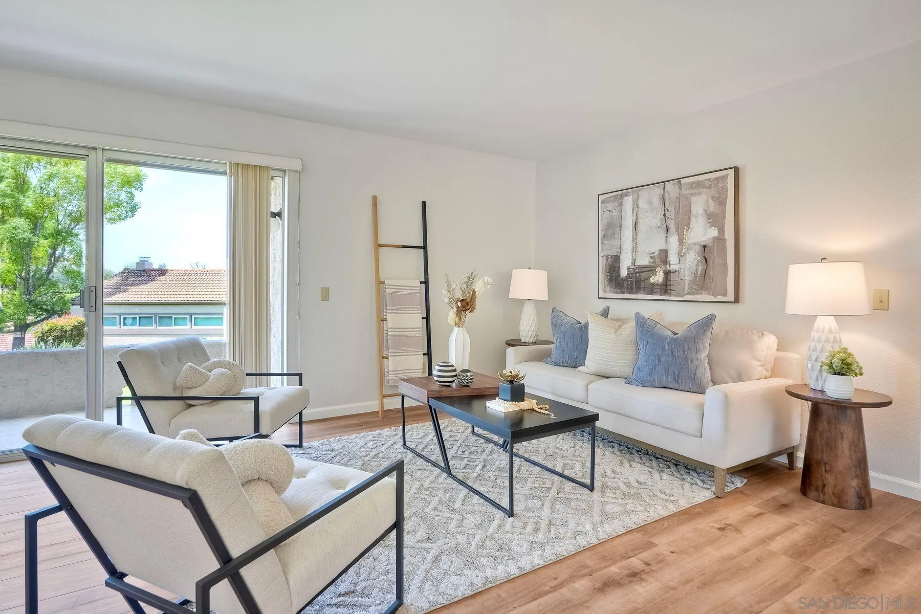 Photo #3: 250034924 Listing 