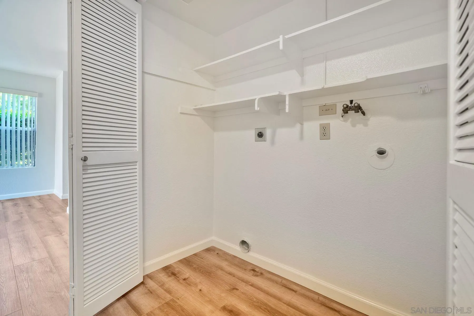 Photo #23: 250034924 Listing: Photo #23