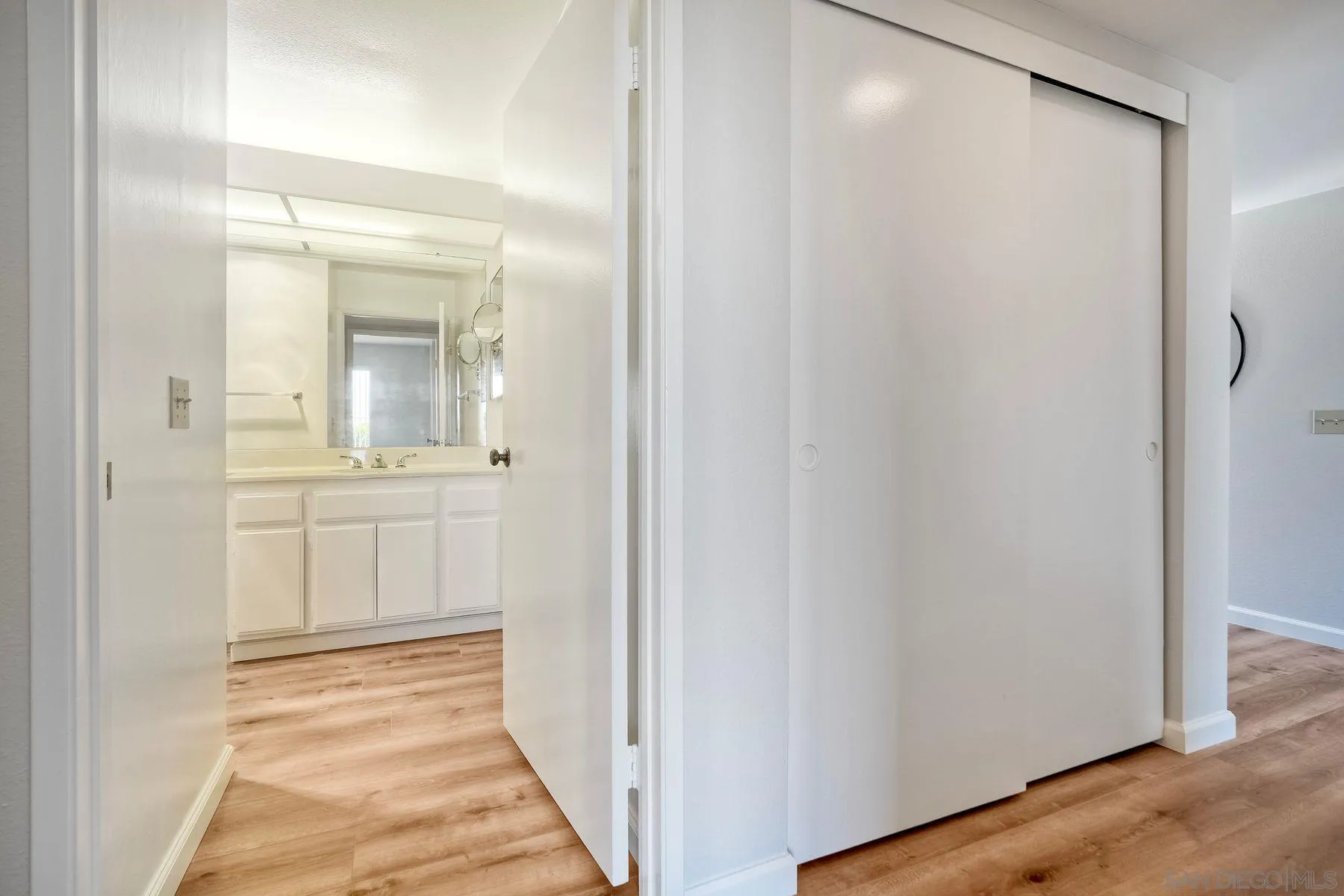 Photo #18: 250034924 Listing: Photo #18