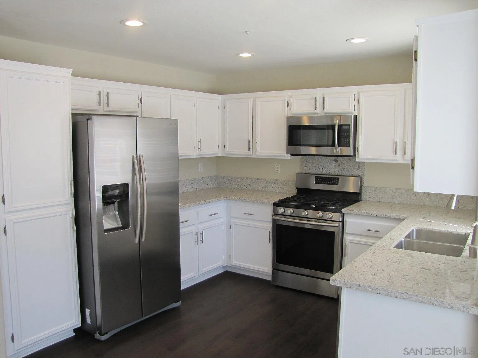 Photo #7: 250034925 Listing: Photo #7