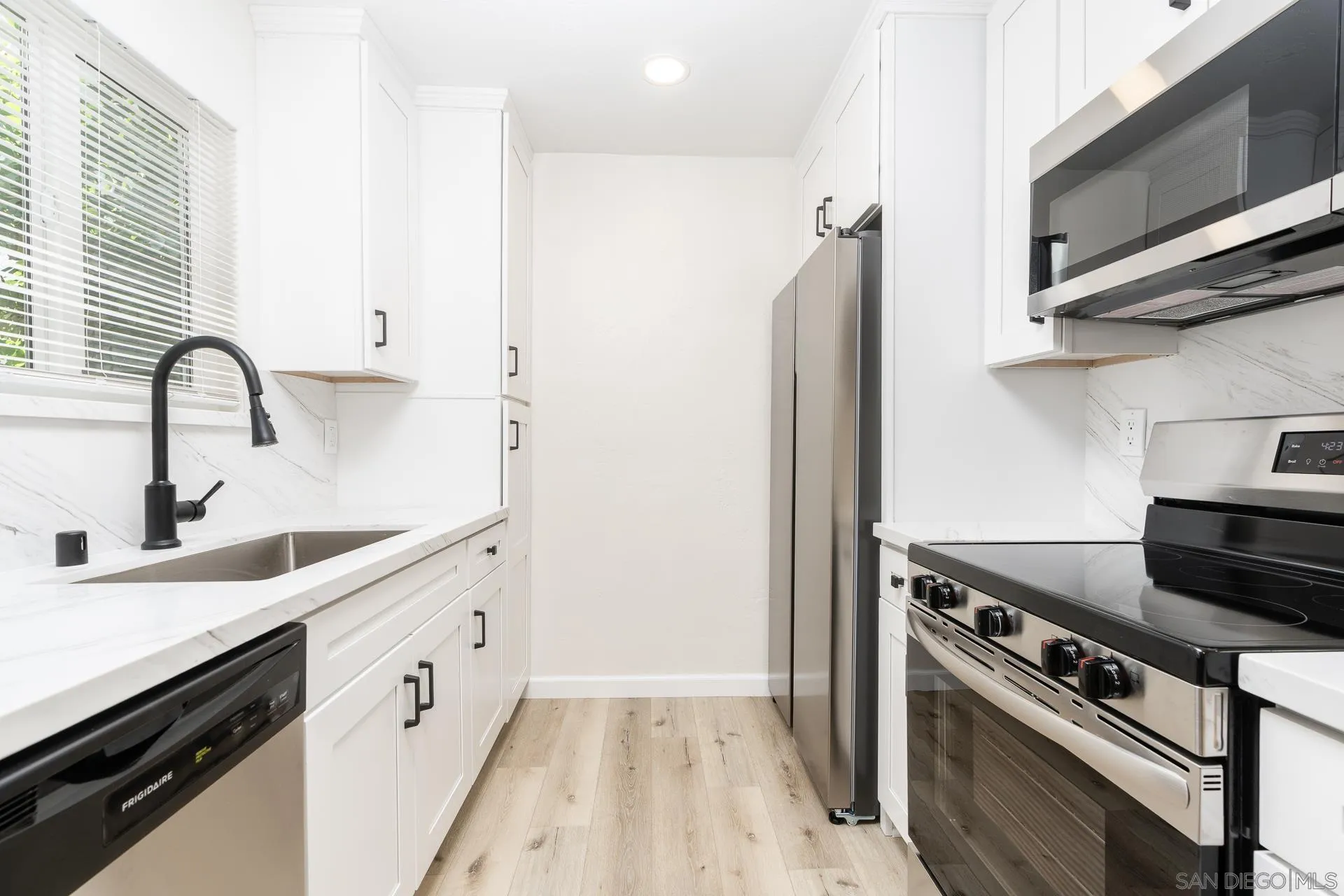 Photo #4: 250034926 Listing 