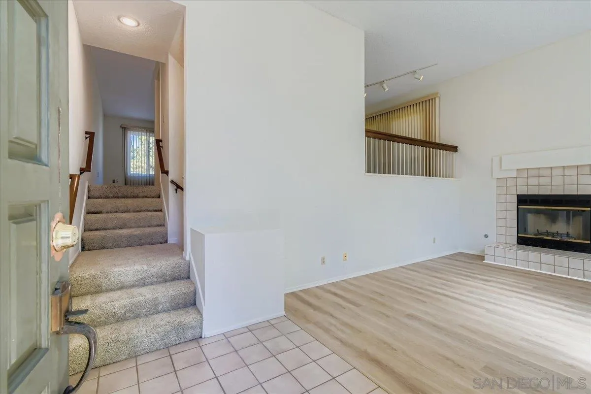 Photo #4: 250034930 Listing 