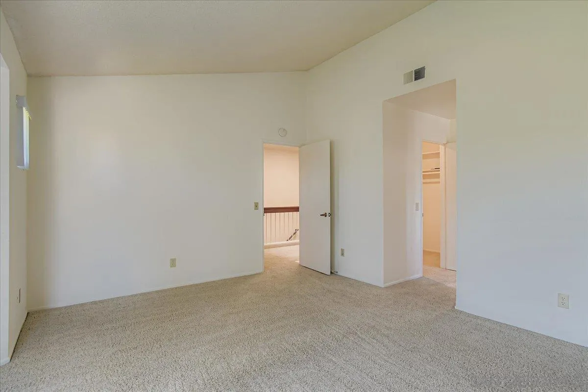 Photo #22: 250034930 Listing: Photo #22