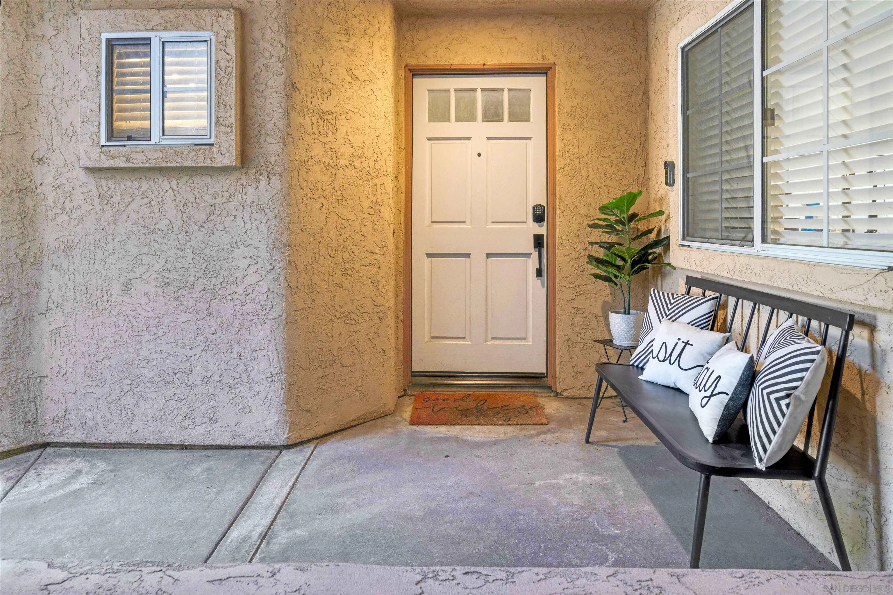 Photo #4: 250034933 Listing 