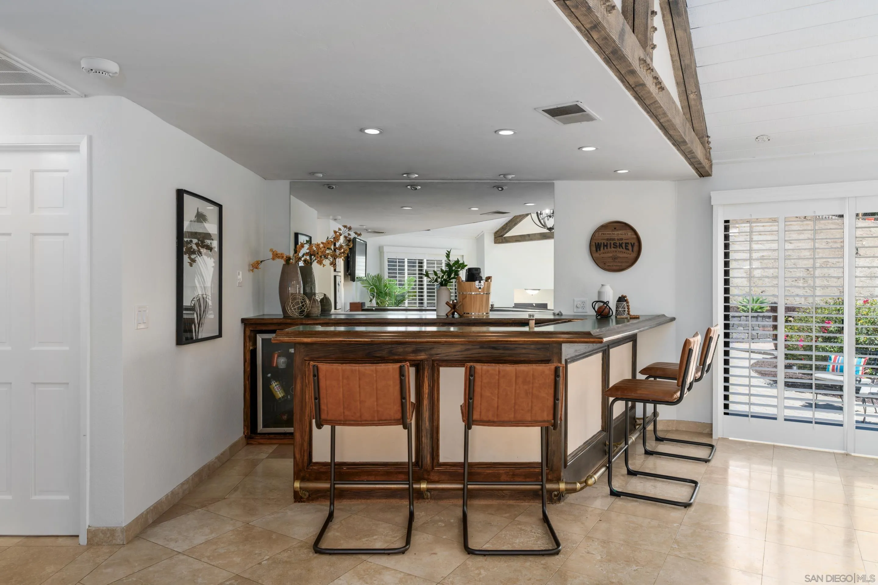 https://cdn.realtyfeed.com/cdn/127/250034940/744034a1ec8b46015b125204ff360b2f.webp