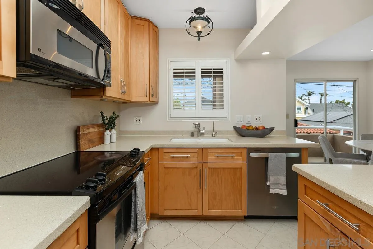 Photo #7: 250034943 Listing: Photo #7