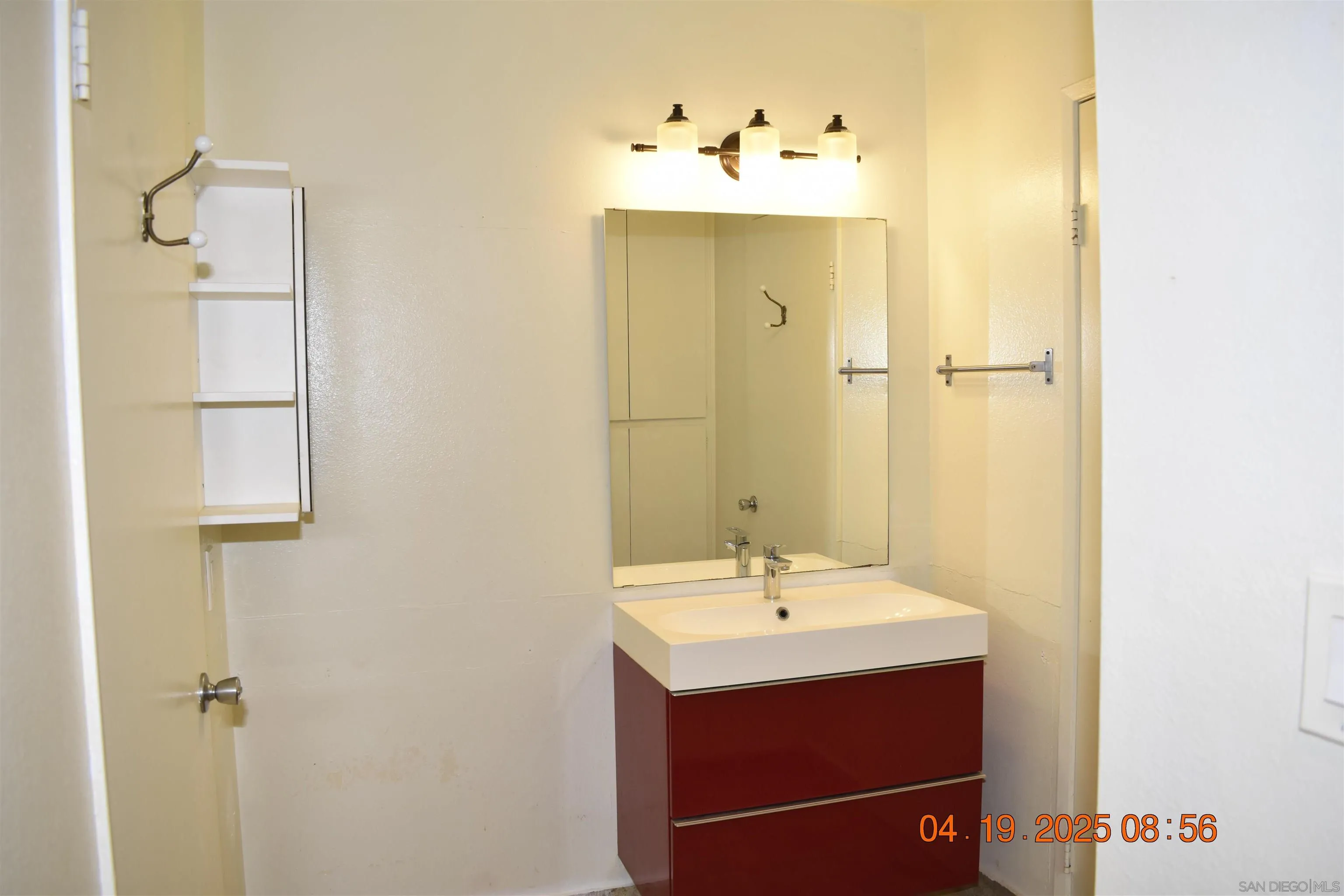 Photo #12: 250034948 Listing: Photo #12