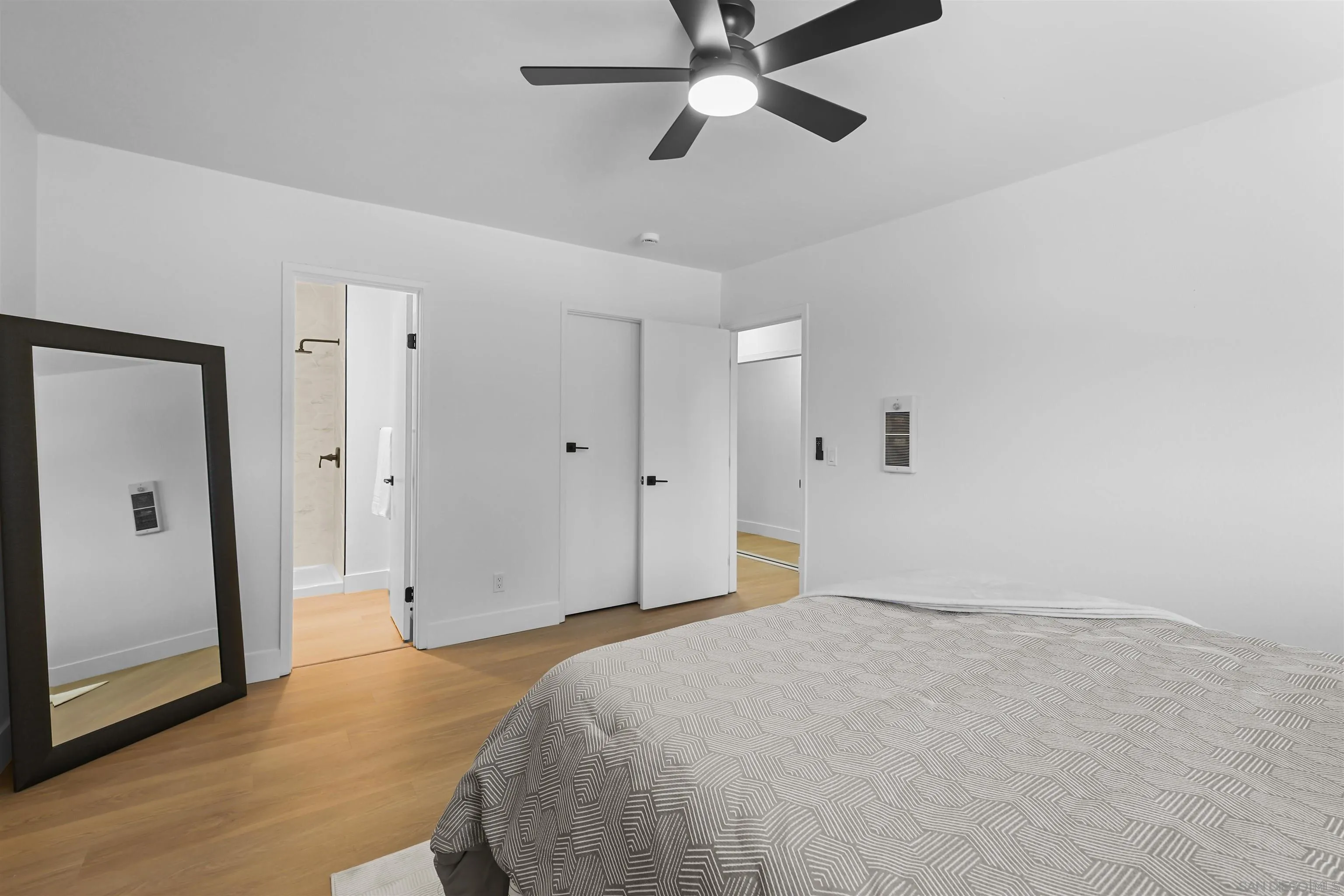 Photo #4: 250034966 Listing 