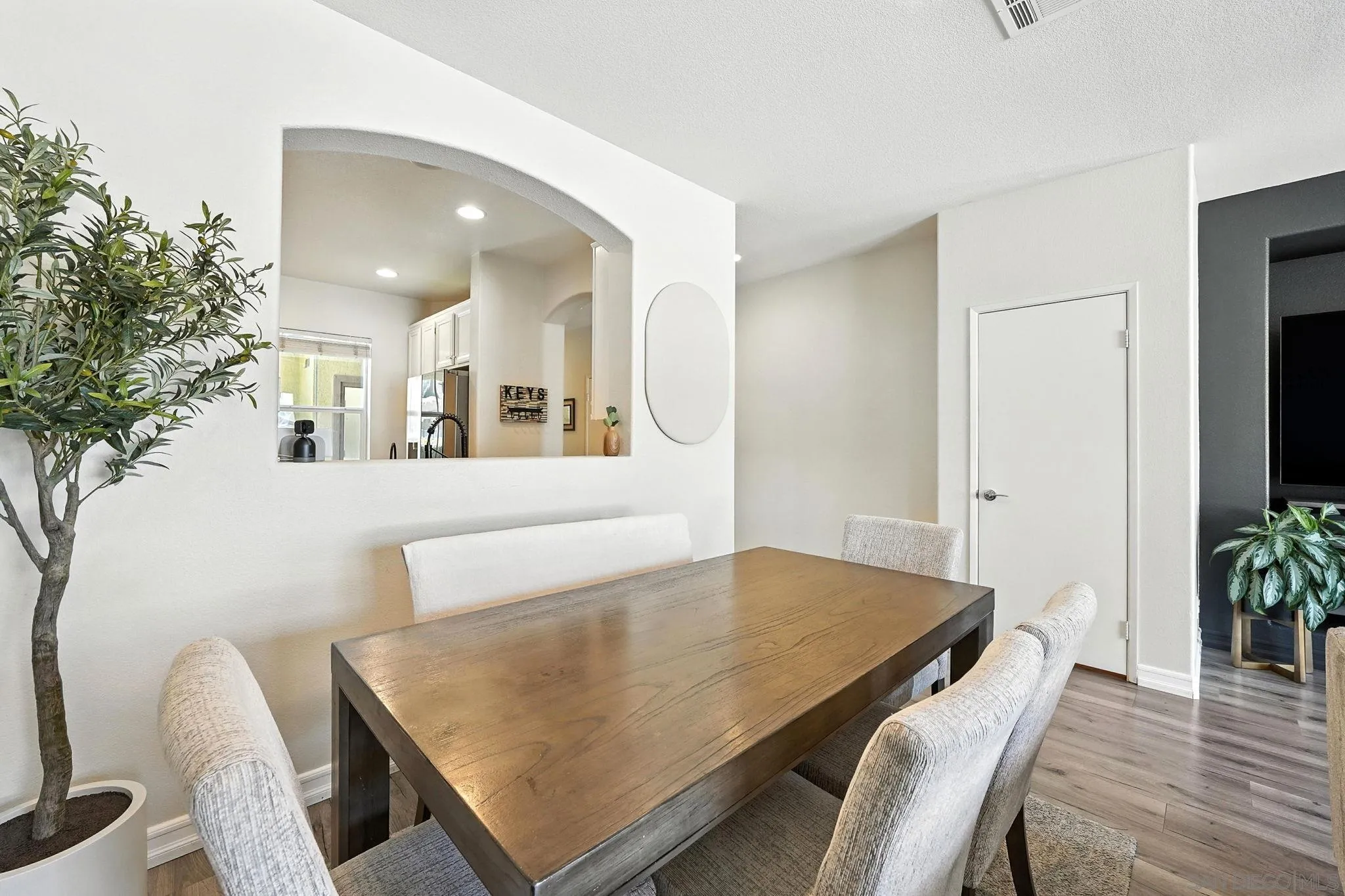 Photo #10: 250034970 Listing: Photo #10