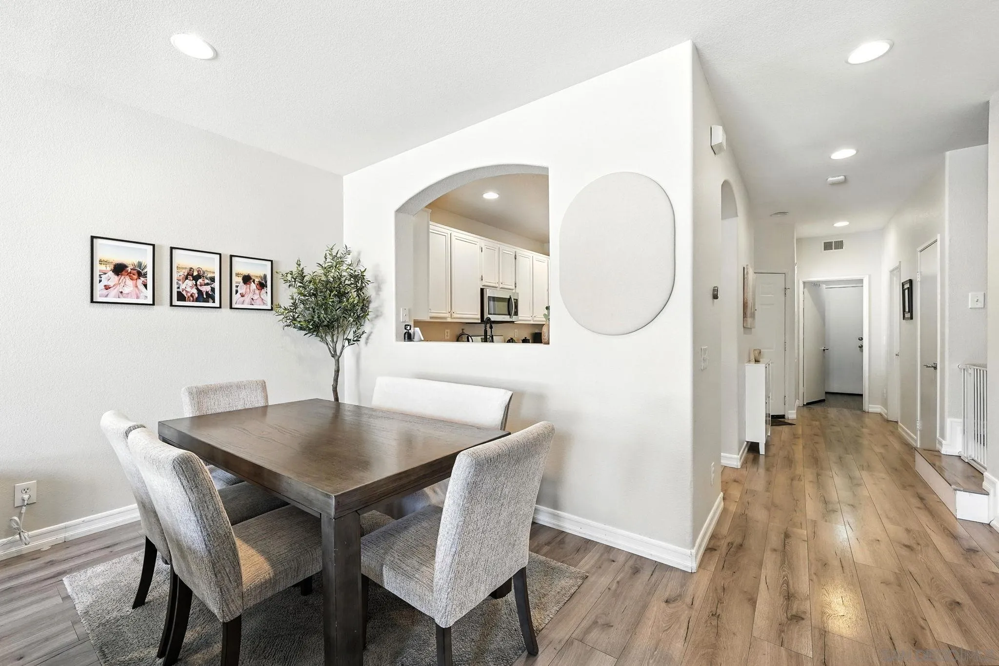 Photo #11: 250034970 Listing: Photo #11