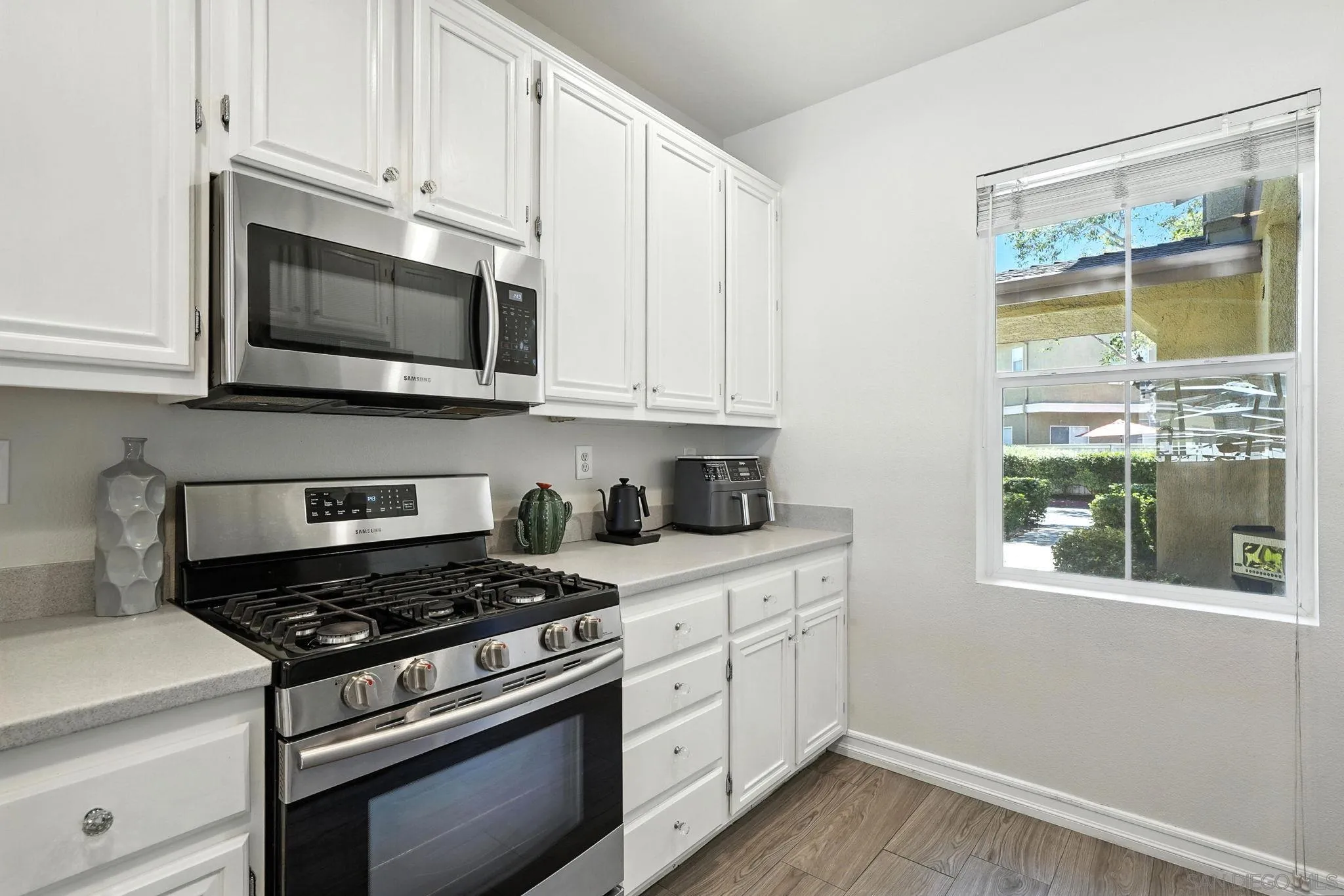 Photo #5: 250034970 Listing 