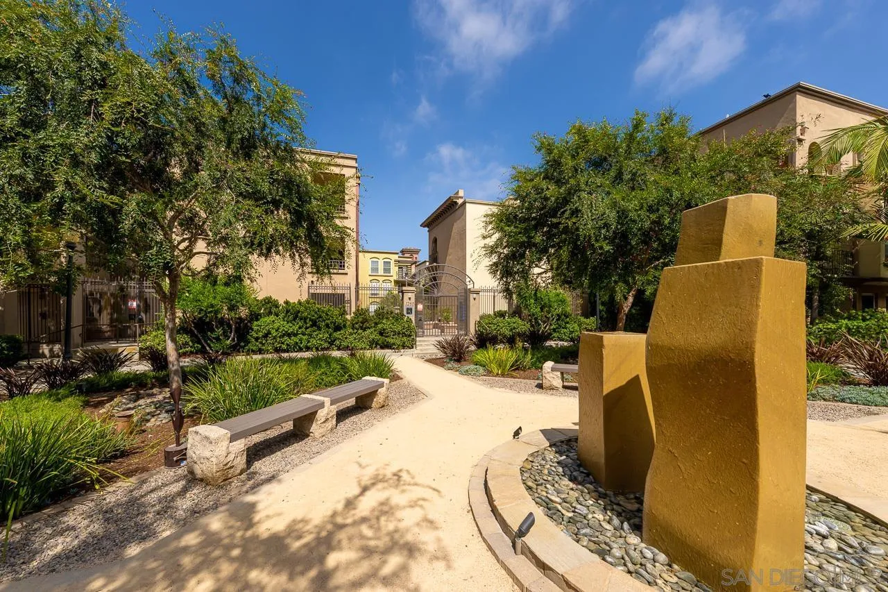 Photo #4: 250034977 Listing 