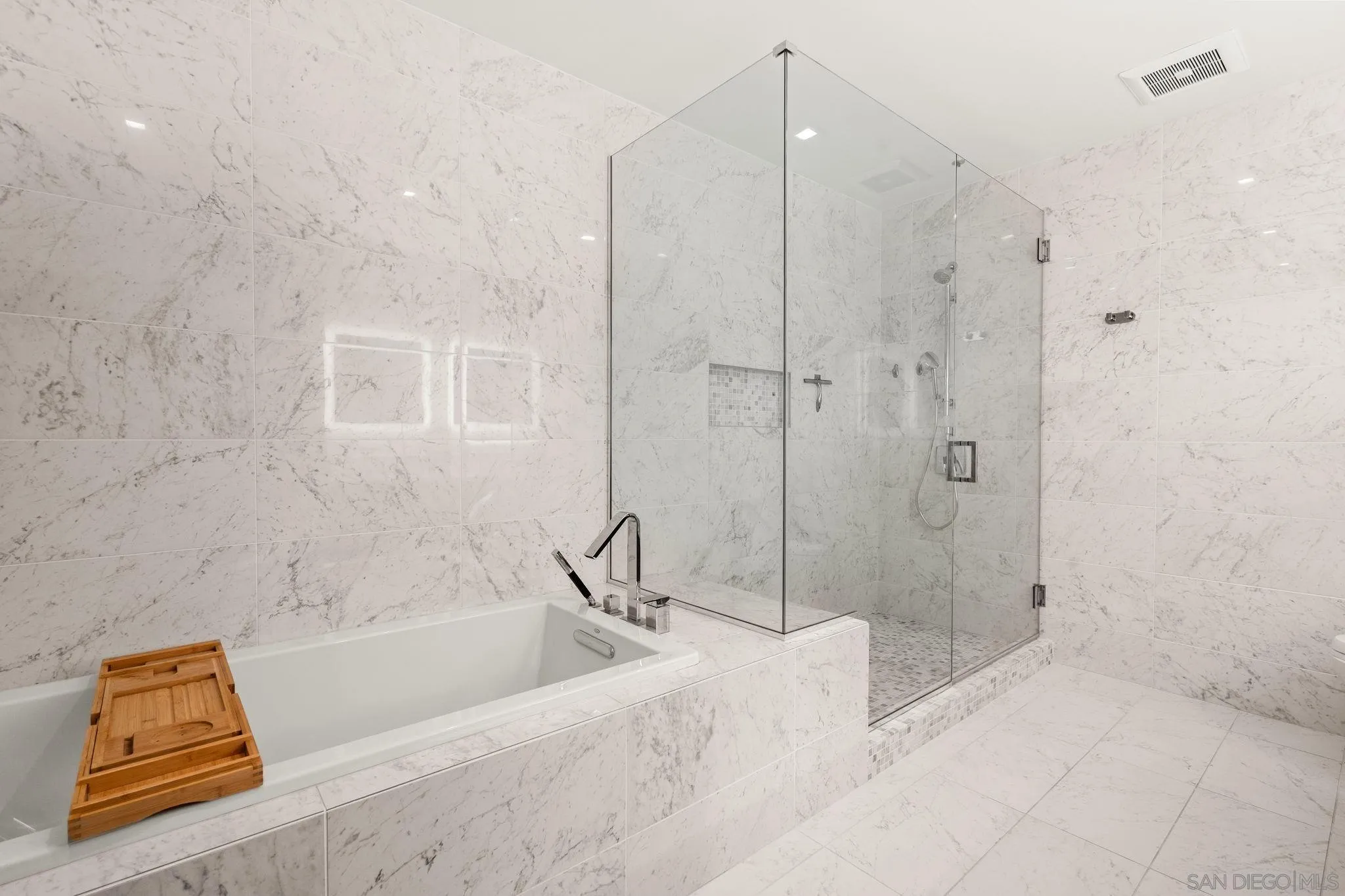 Photo #32: 250034978 Listing: Photo #32