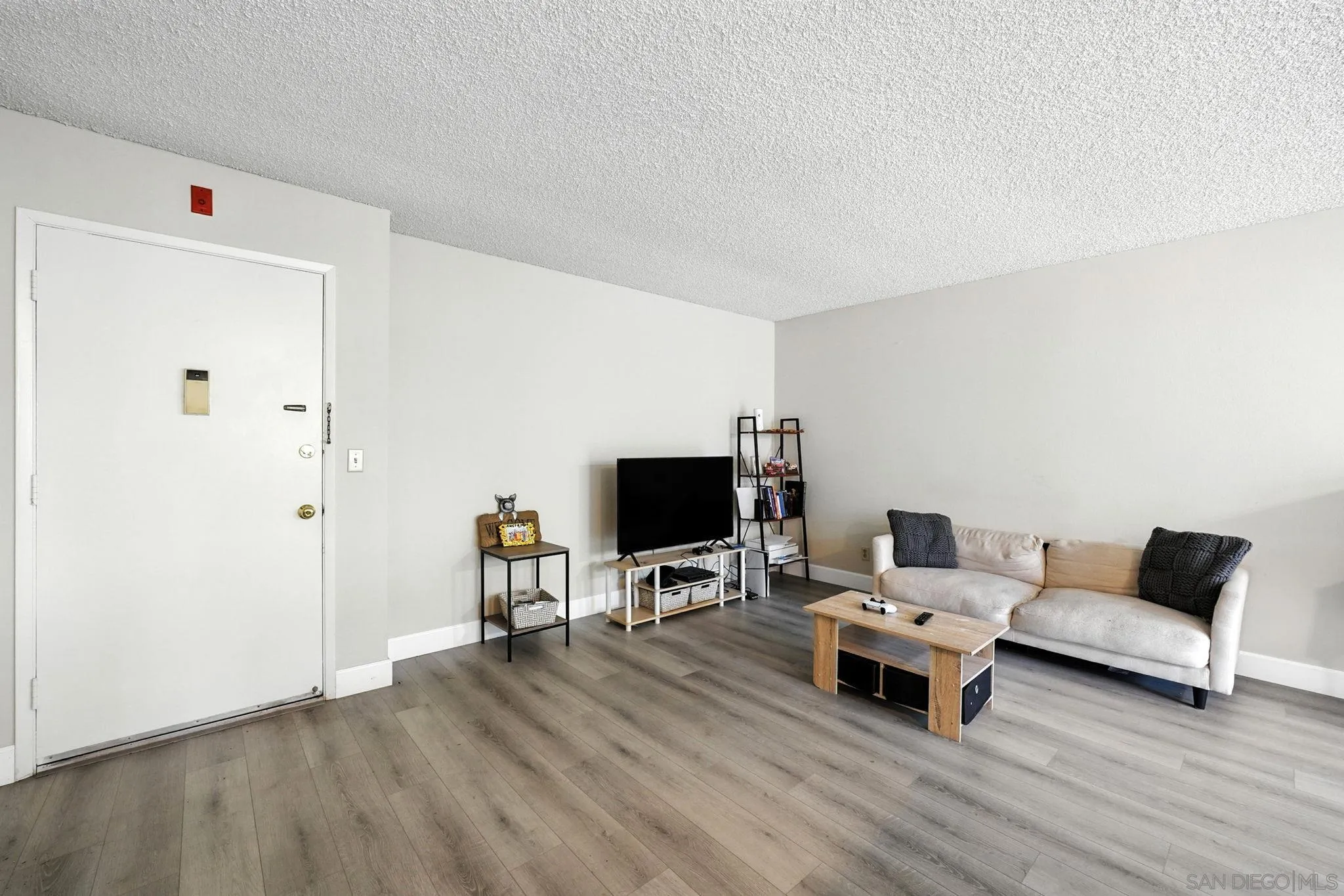 Photo #4: 250034979 Listing 