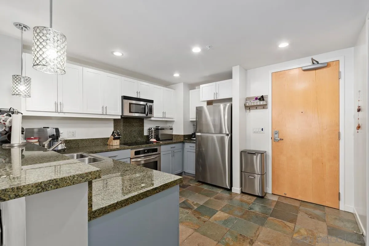 Photo #11: 250034980 Listing: Photo #11