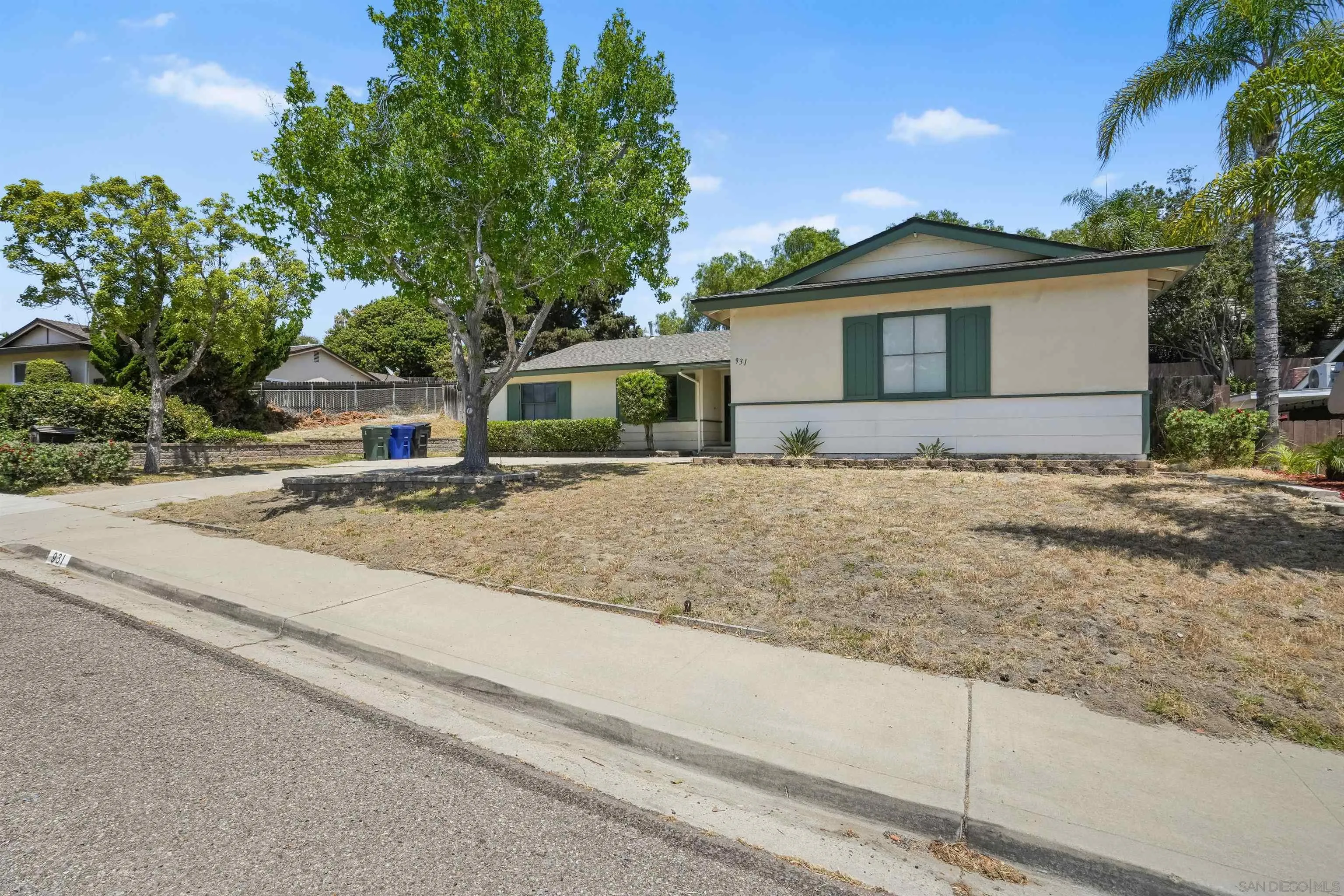https://cdn.realtyfeed.com/cdn/127/250034981/95b6b015712b11a2d4d396290499f80d.webp