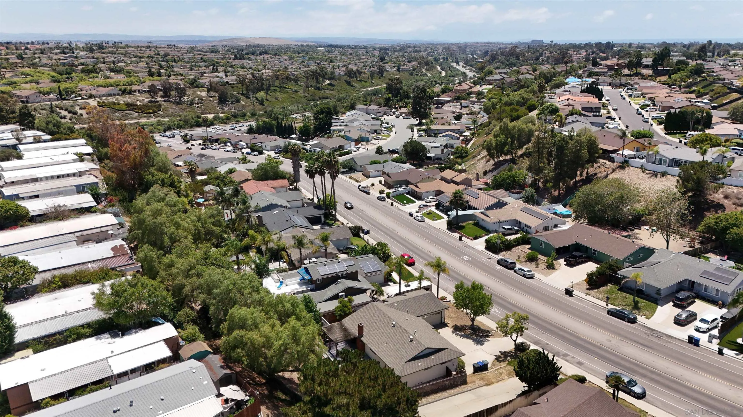 https://cdn.realtyfeed.com/cdn/127/250034981/e186e1cf90044e8e15a5aadcb74d1377.webp