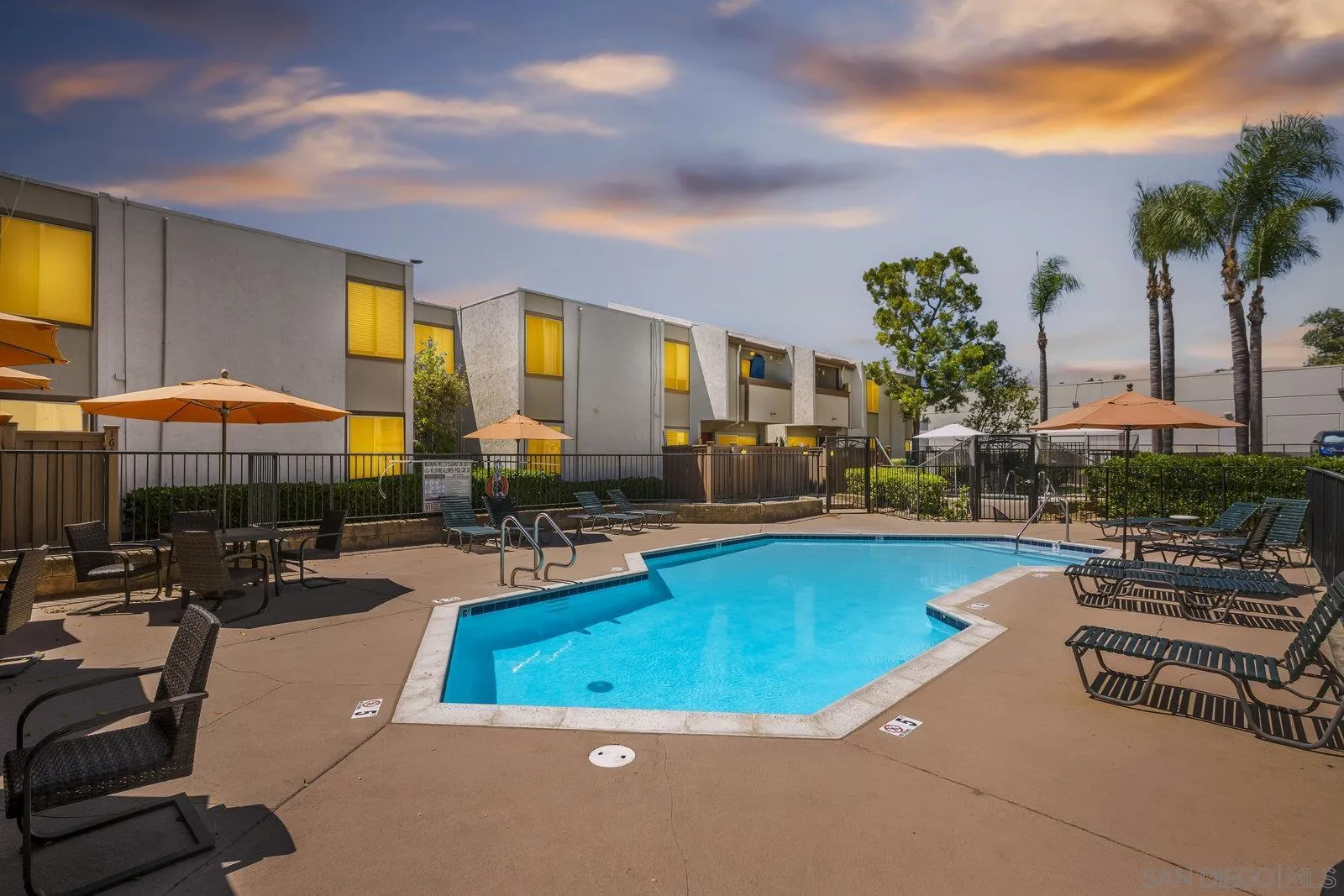 Photo #2: 250034989 Listing 