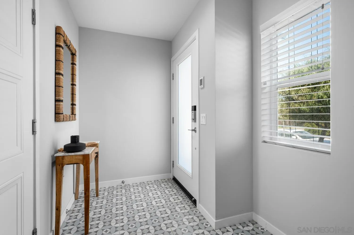 Photo #3: 250035016 Listing 