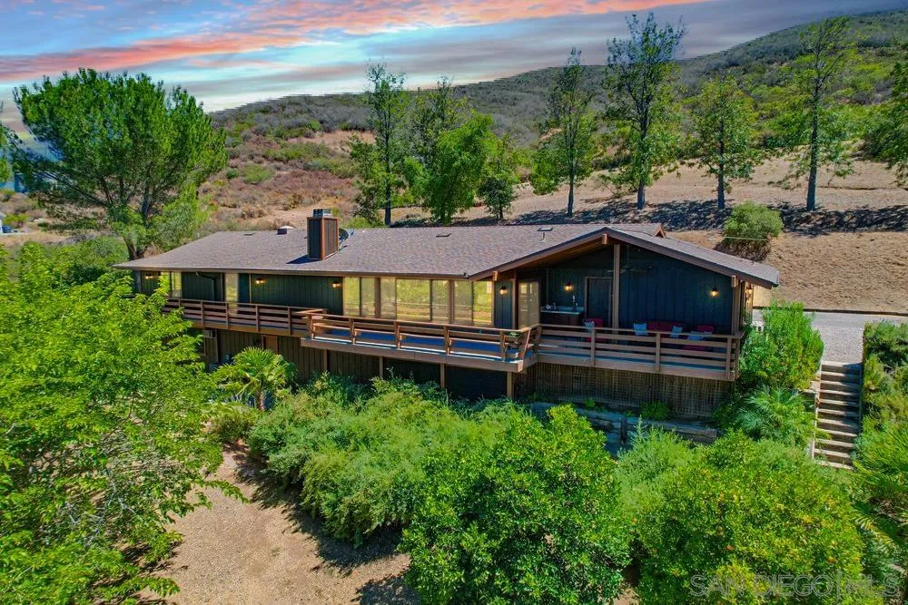 https://cdn.realtyfeed.com/cdn/127/250035021/04e54cb3a1f823b0b9f371eb7eeae908.webp