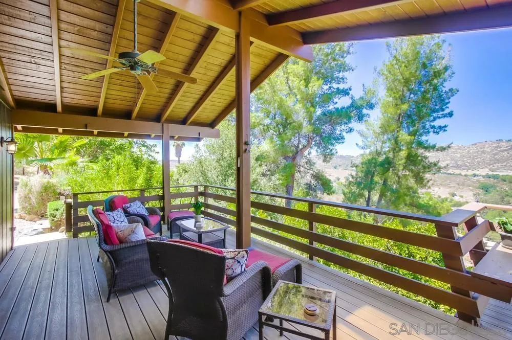 https://cdn.realtyfeed.com/cdn/127/250035021/b130556873b801fb1da1215728dba6b1.webp