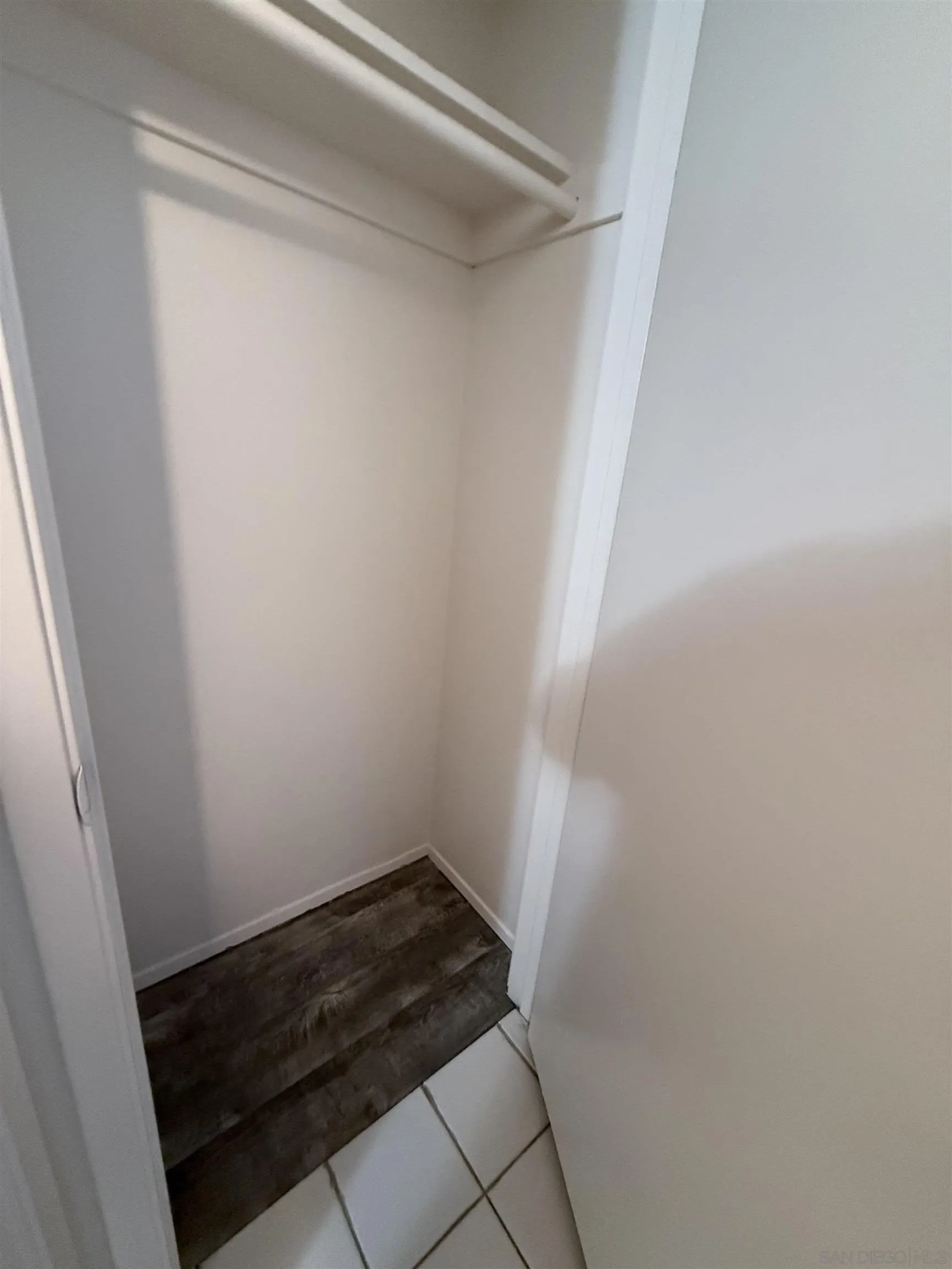 Photo #15: 250035023 Listing: Photo #15