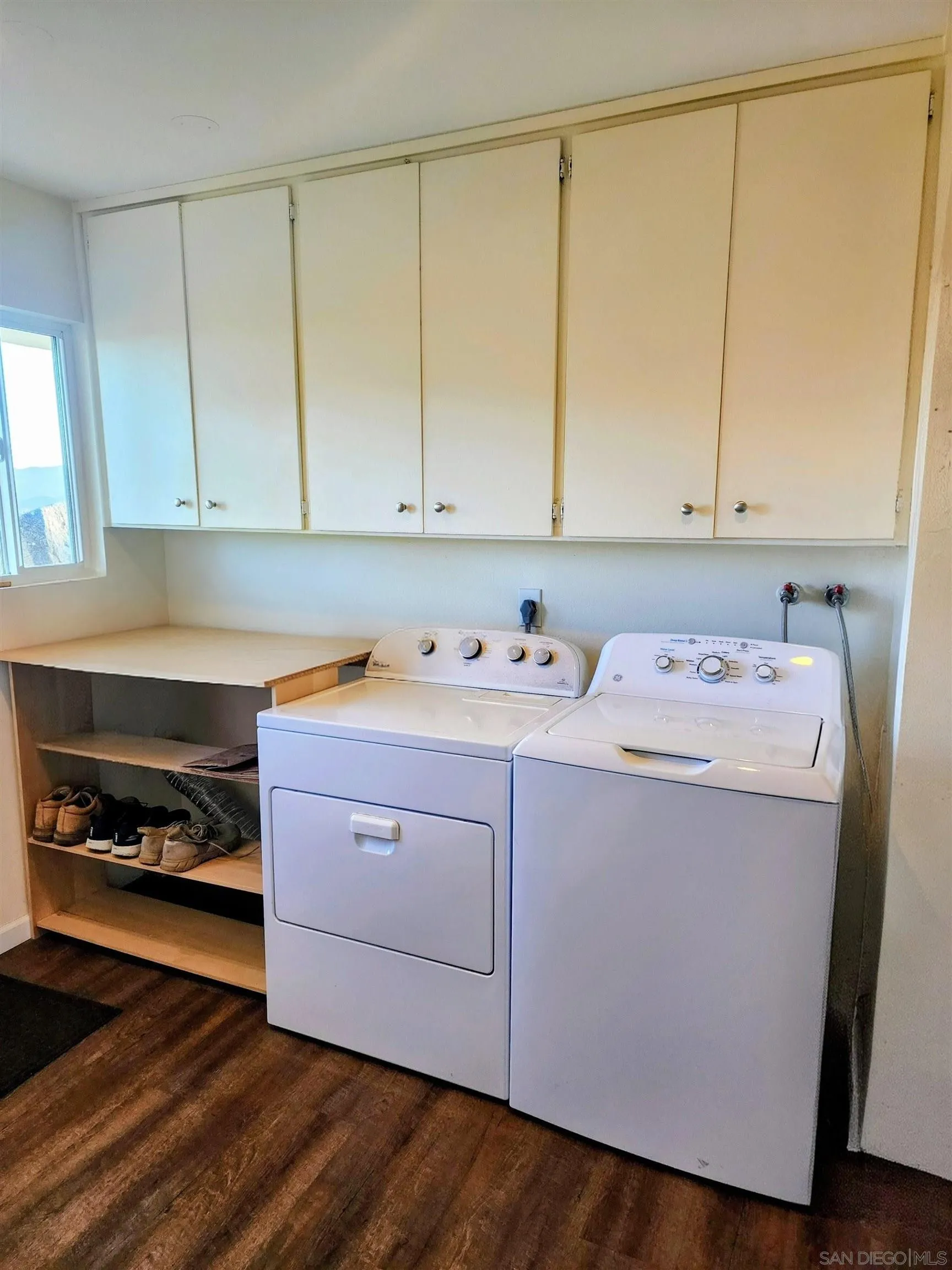 https://cdn.realtyfeed.com/cdn/127/250035024/b9ab4361a21afae5deec523cb7d5dbe3.webp