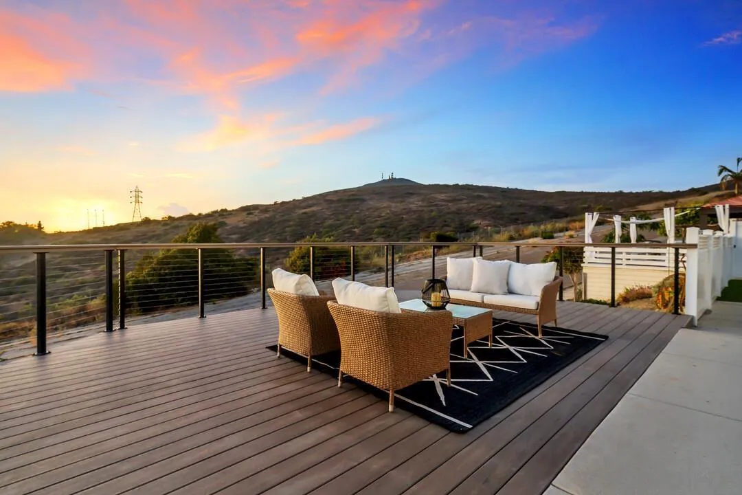 https://cdn.realtyfeed.com/cdn/127/250035026/39d5c39d6a5649b583bde54496262eef.webp