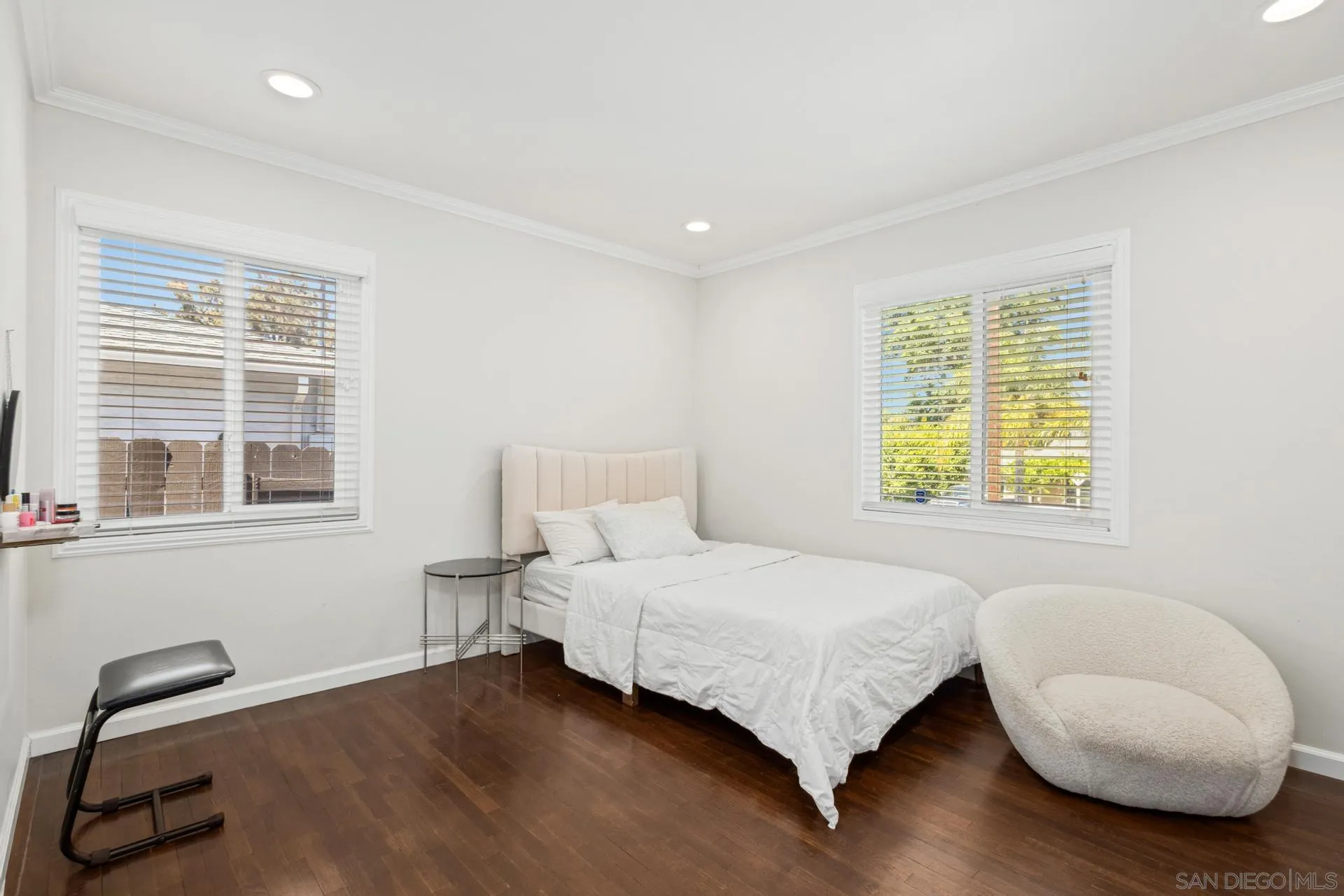 https://cdn.realtyfeed.com/cdn/127/250035039/80157ace06f5f1499ed6c7b9654f7796.webp