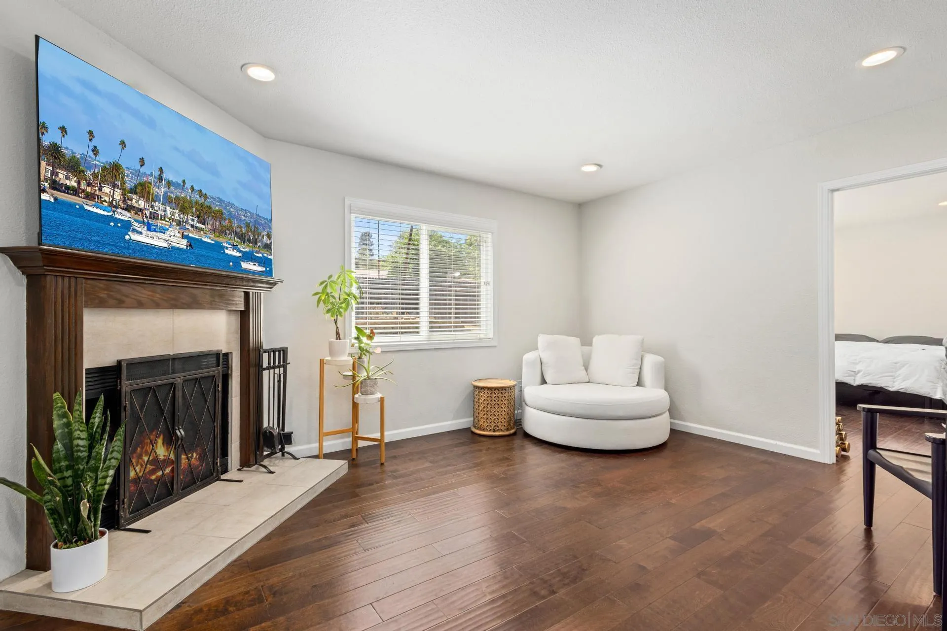 https://cdn.realtyfeed.com/cdn/127/250035039/8b55459c91e0172ef427e5eeb1467930.webp