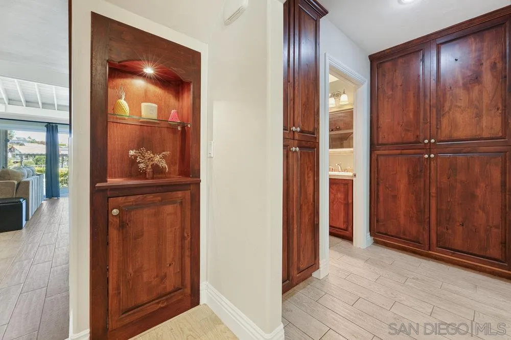 Photo #14: 250035050 Listing: Photo #14