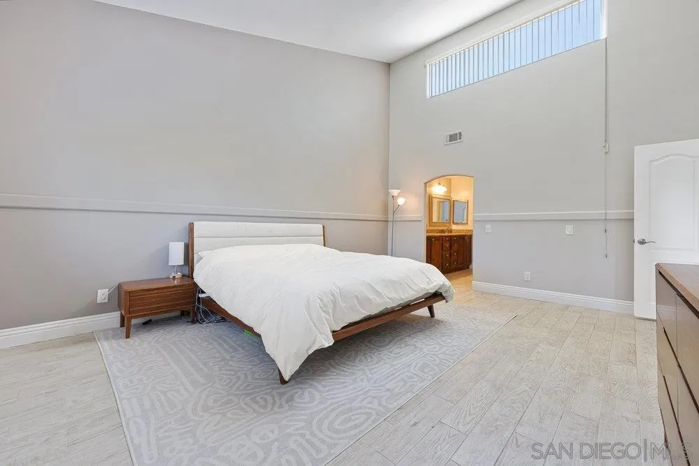 Photo #11: 250035050 Listing: Photo #11