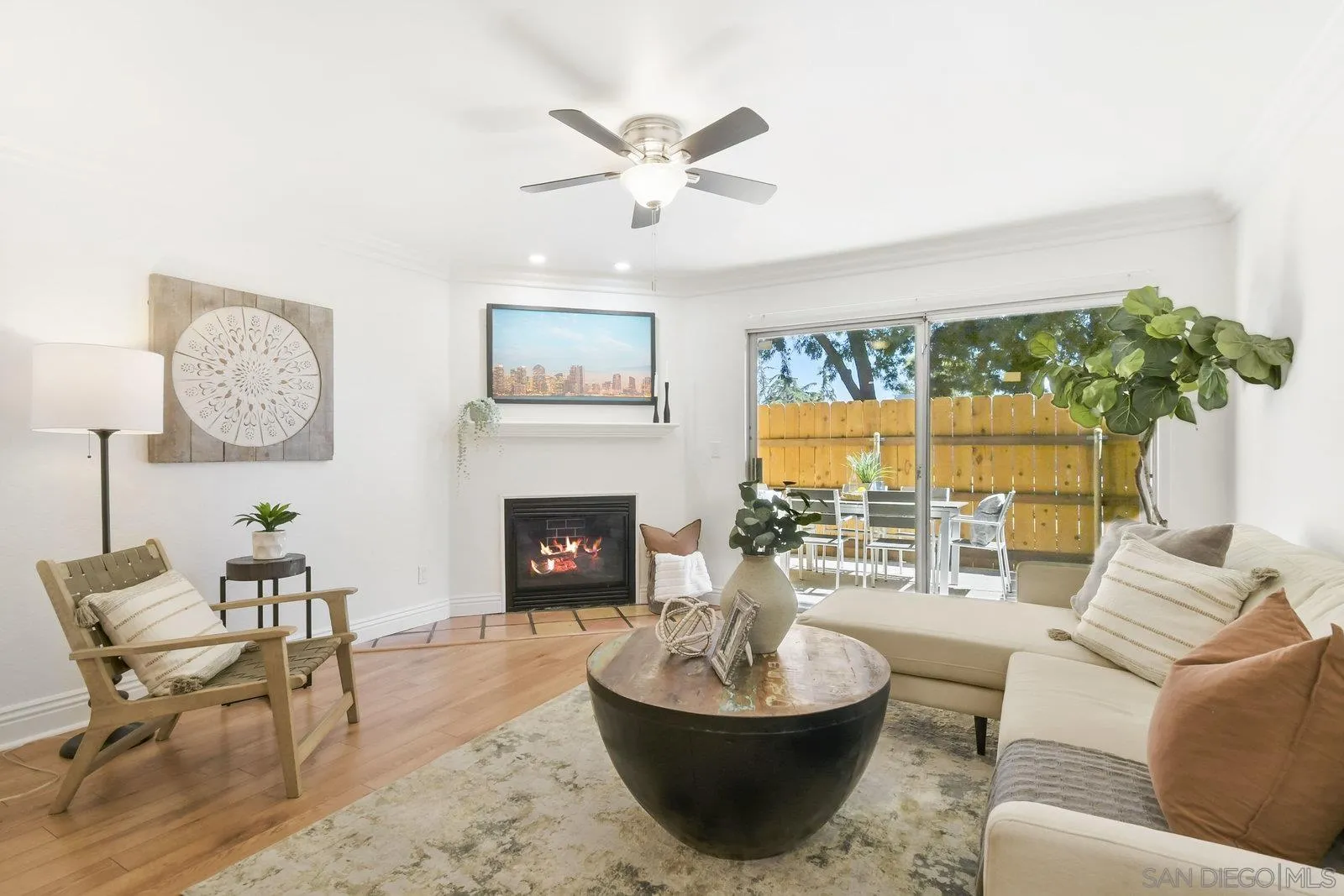 More Details about MLS # 250035051 : 4777 SEMINOLE DR UNIT 118