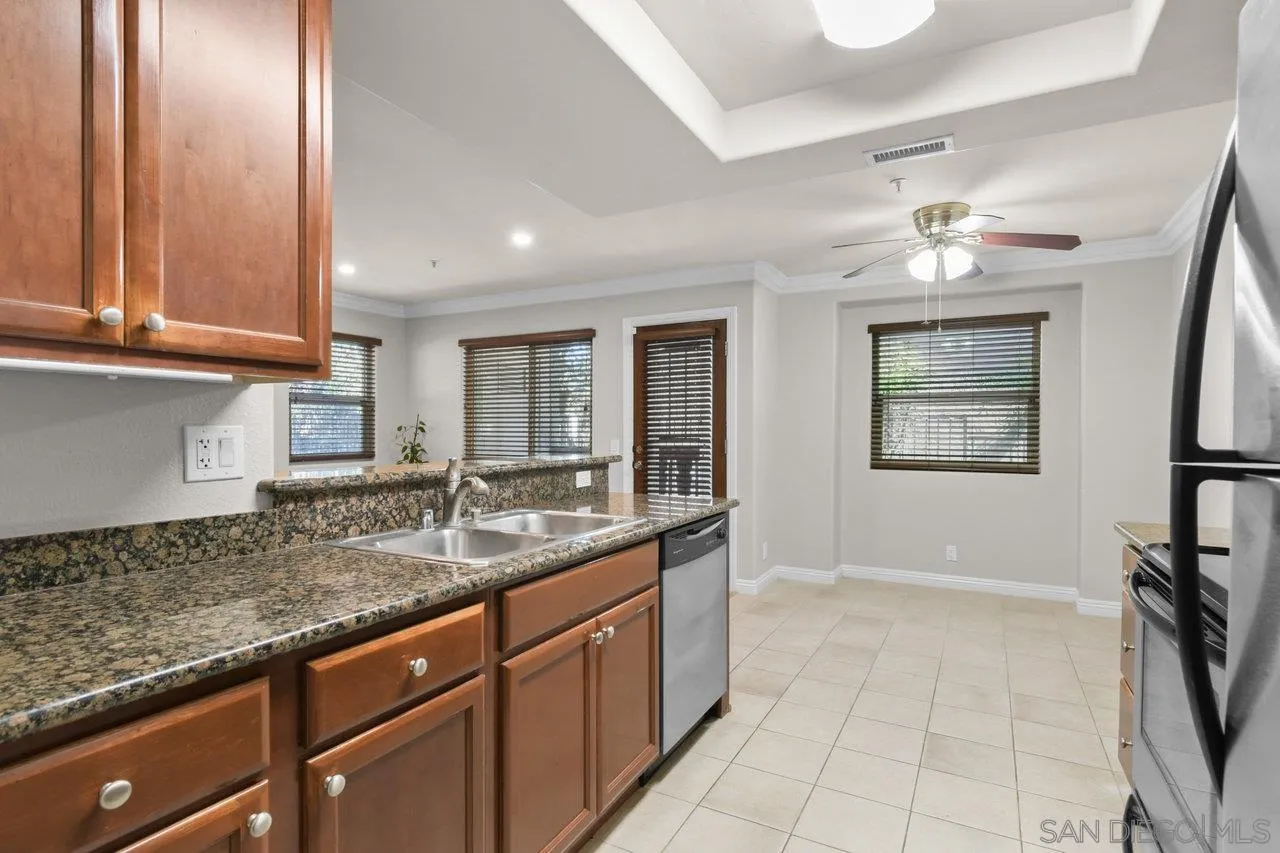 Photo #6: 250035052 Listing 